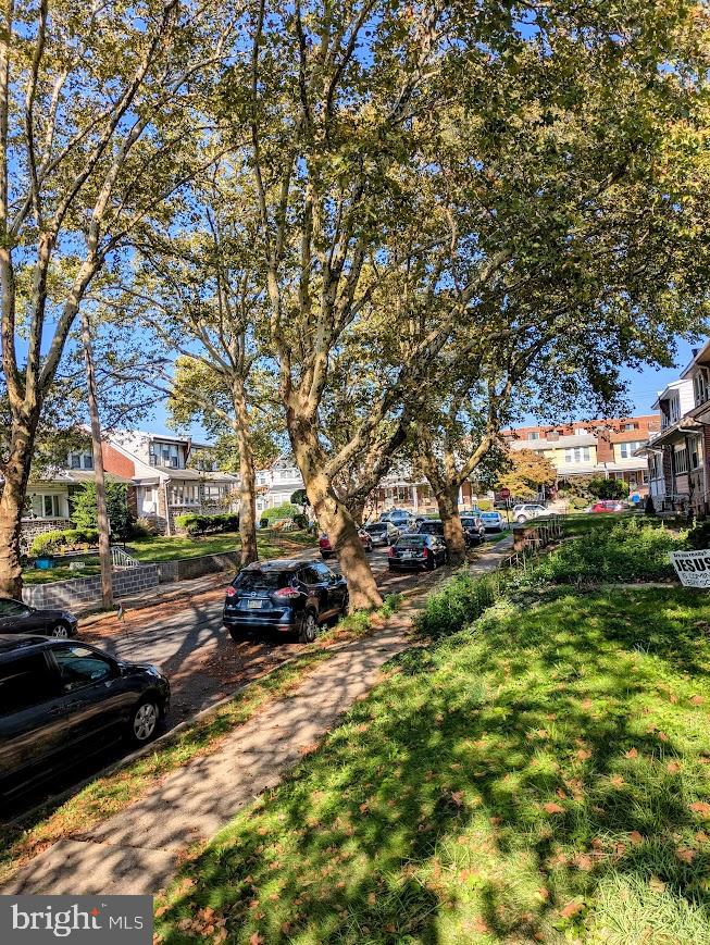 LAWNDALE - Residential