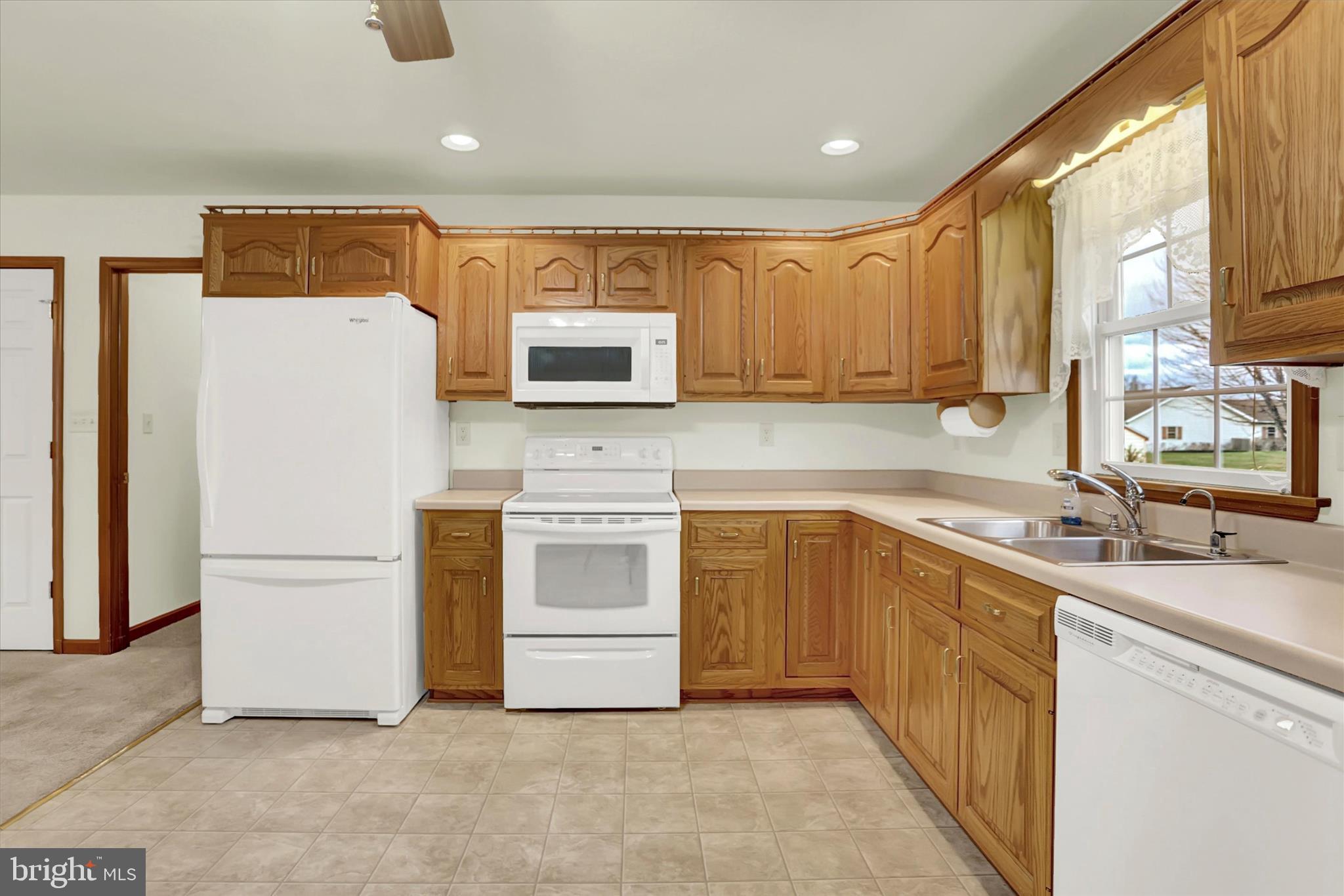 RINE ESTATES - Residential