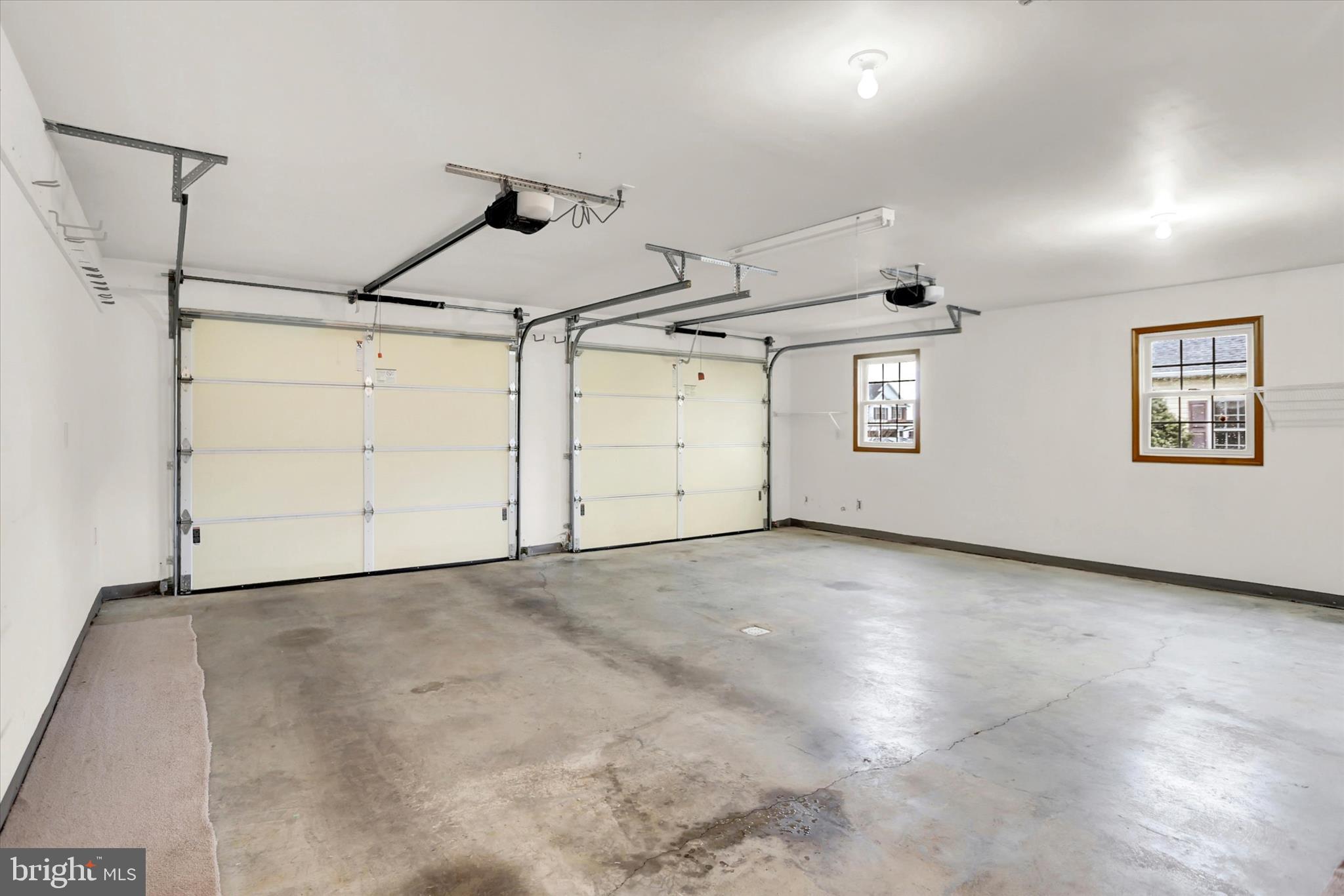 RINE ESTATES - Residential