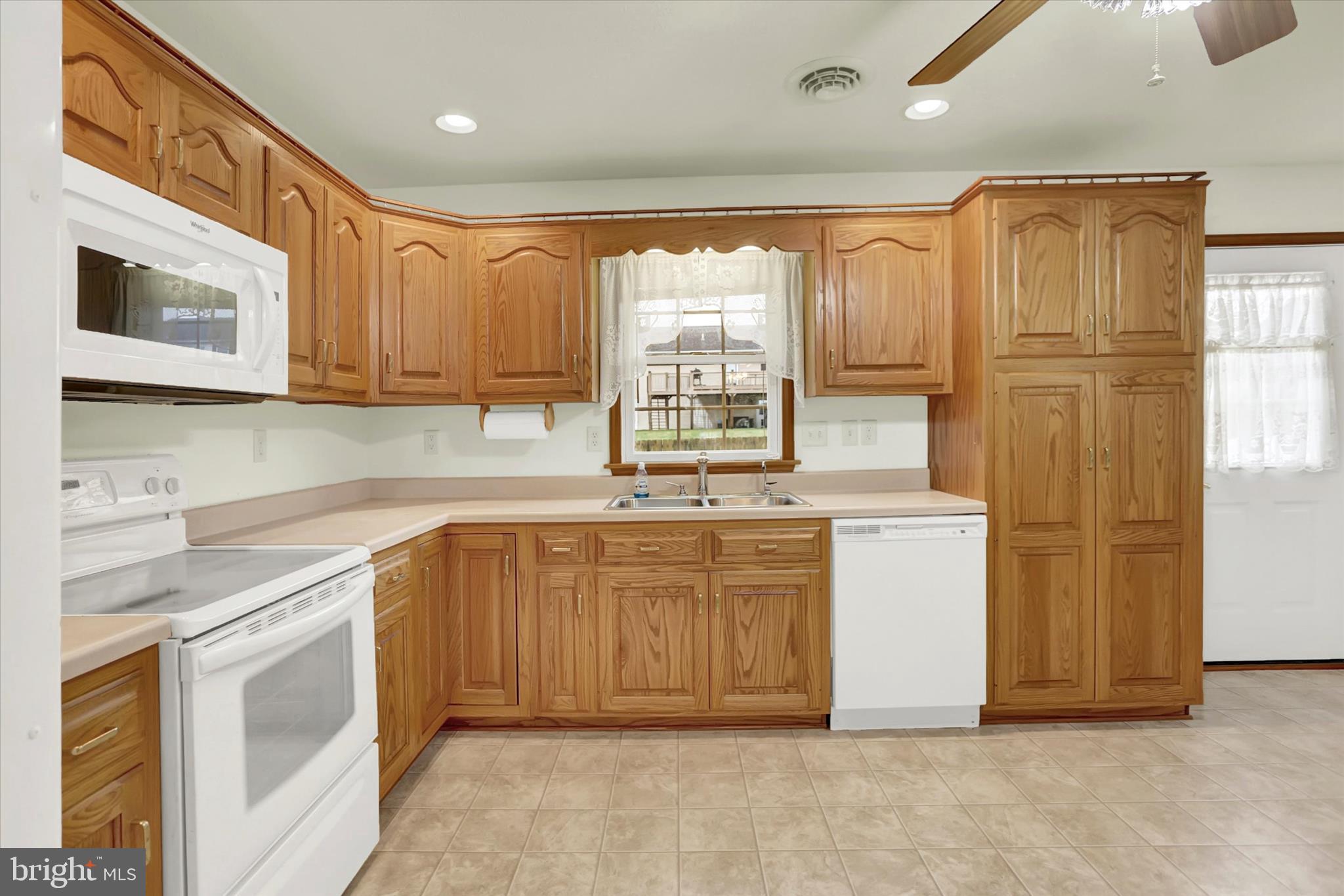 RINE ESTATES - Residential