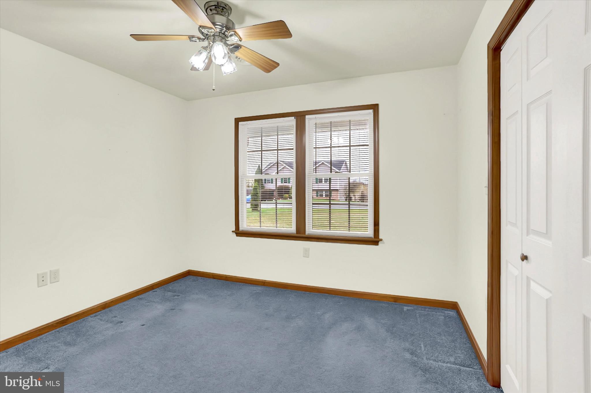 RINE ESTATES - Residential