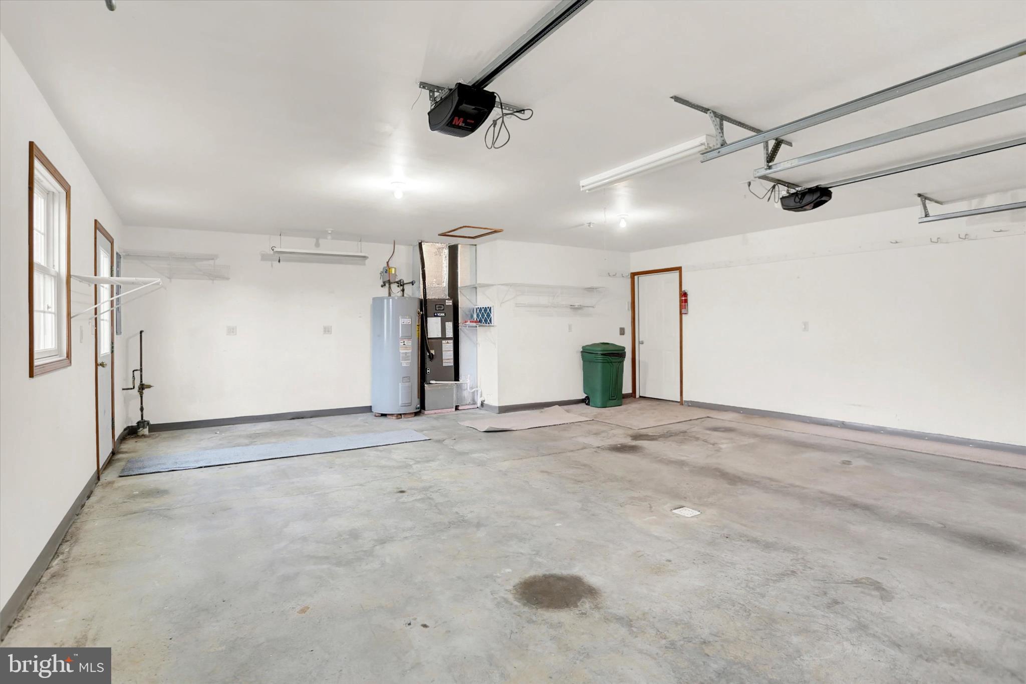 RINE ESTATES - Residential