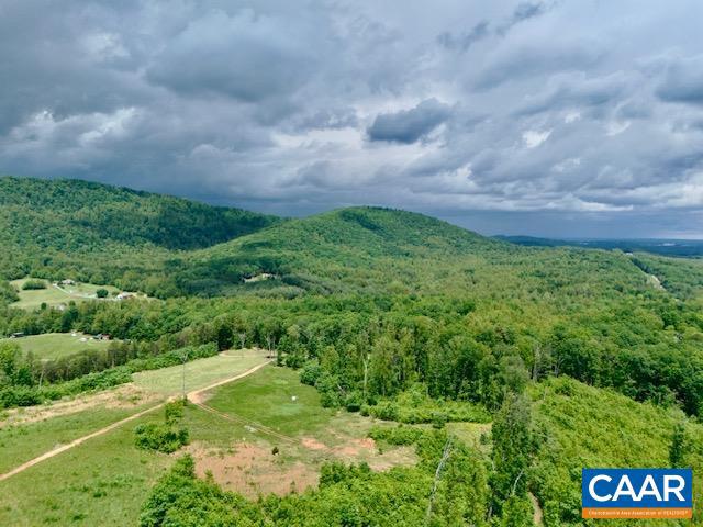 DUDLEY MOUNTAIN - Land