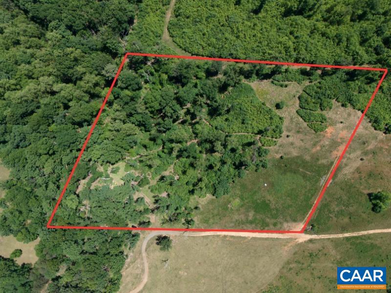 DUDLEY MOUNTAIN - Land