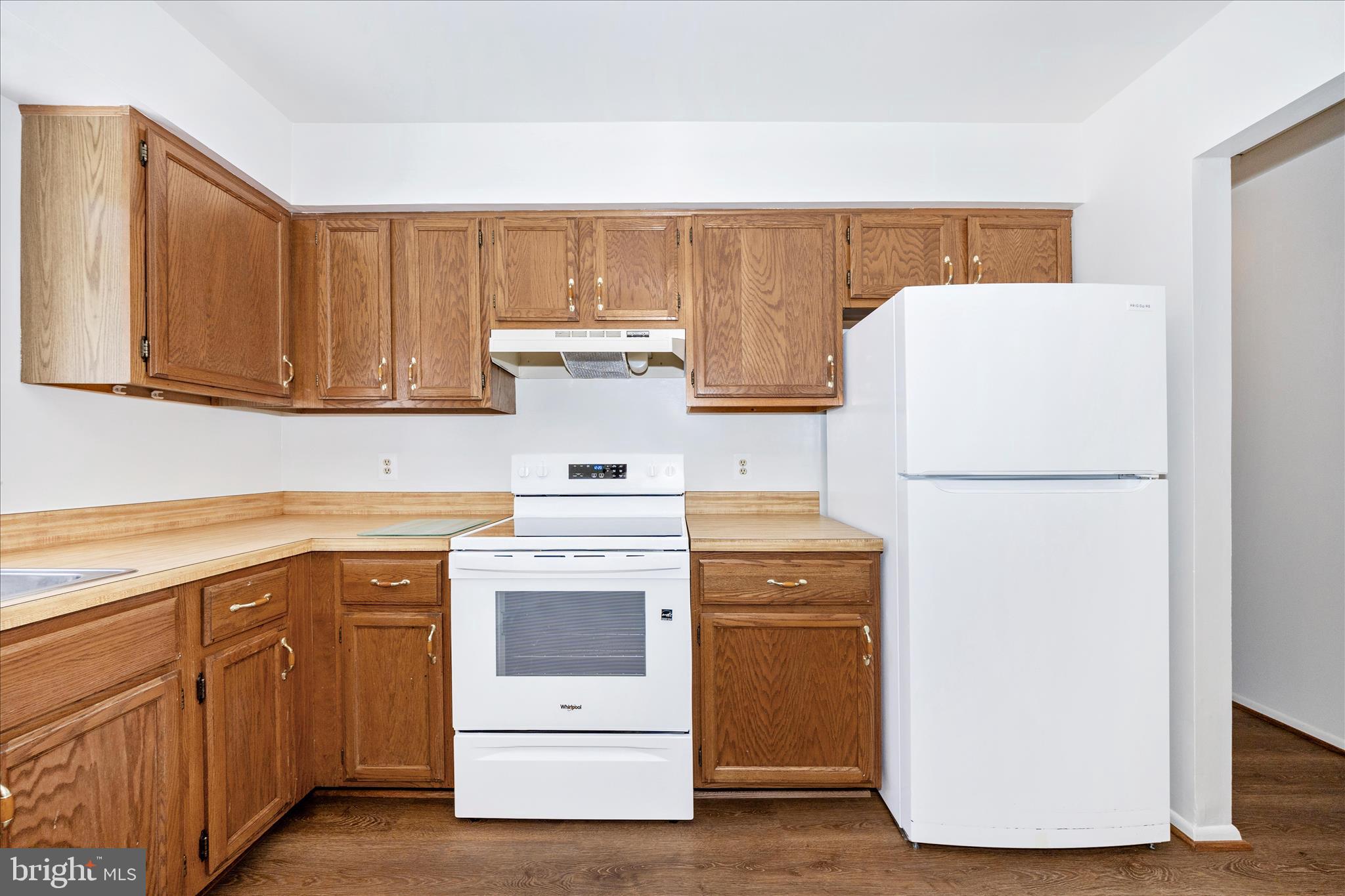 CRESTWOOD VILLAGE - Residential