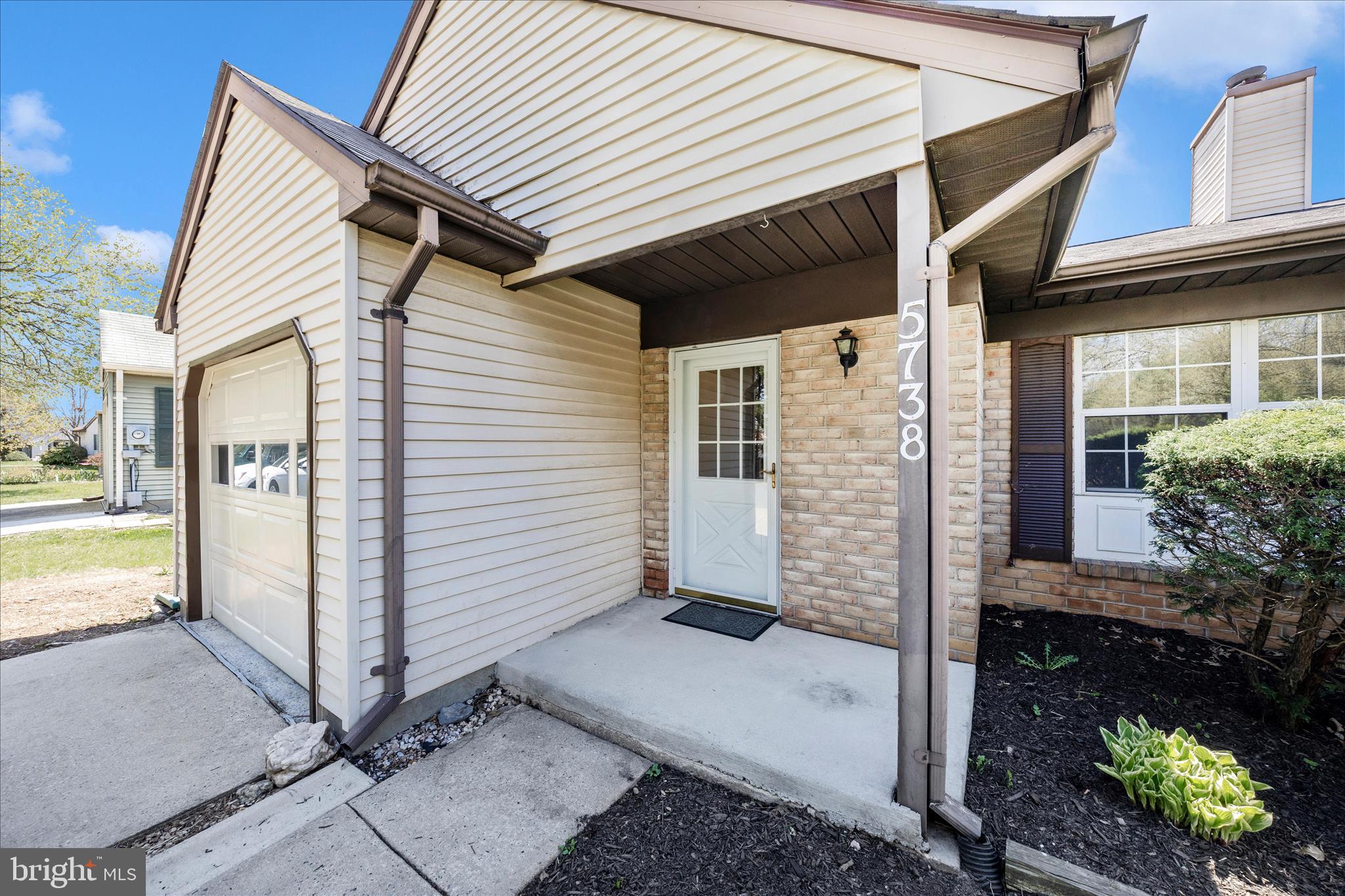 CRESTWOOD VILLAGE - Residential