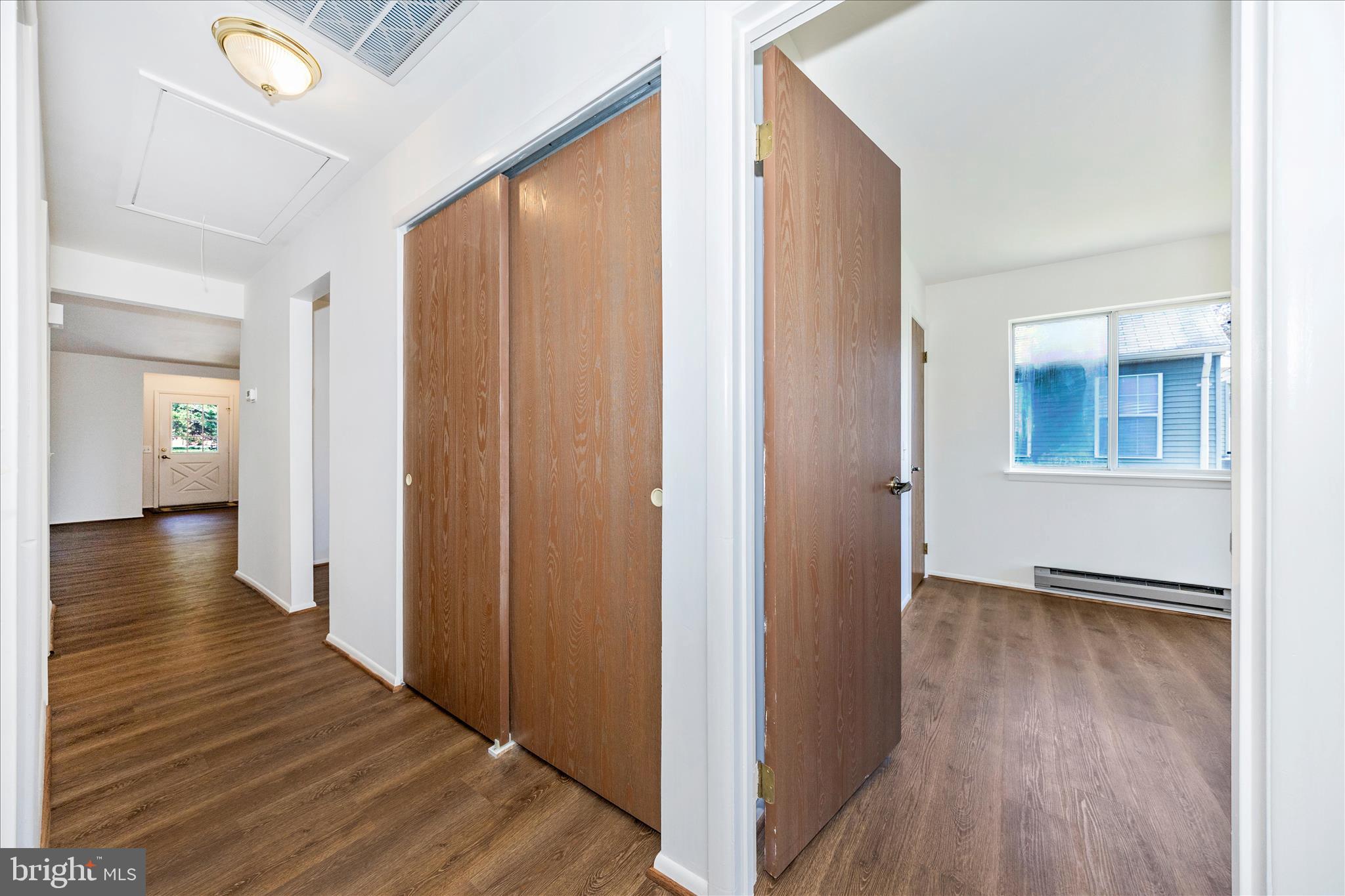 CRESTWOOD VILLAGE - Residential