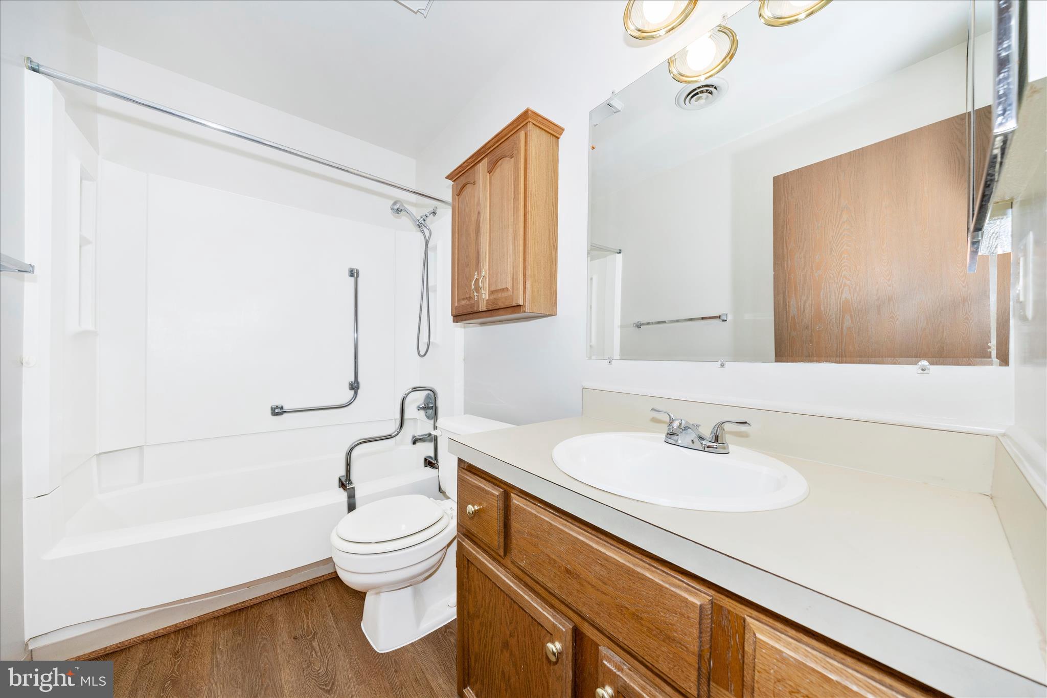 CRESTWOOD VILLAGE - Residential