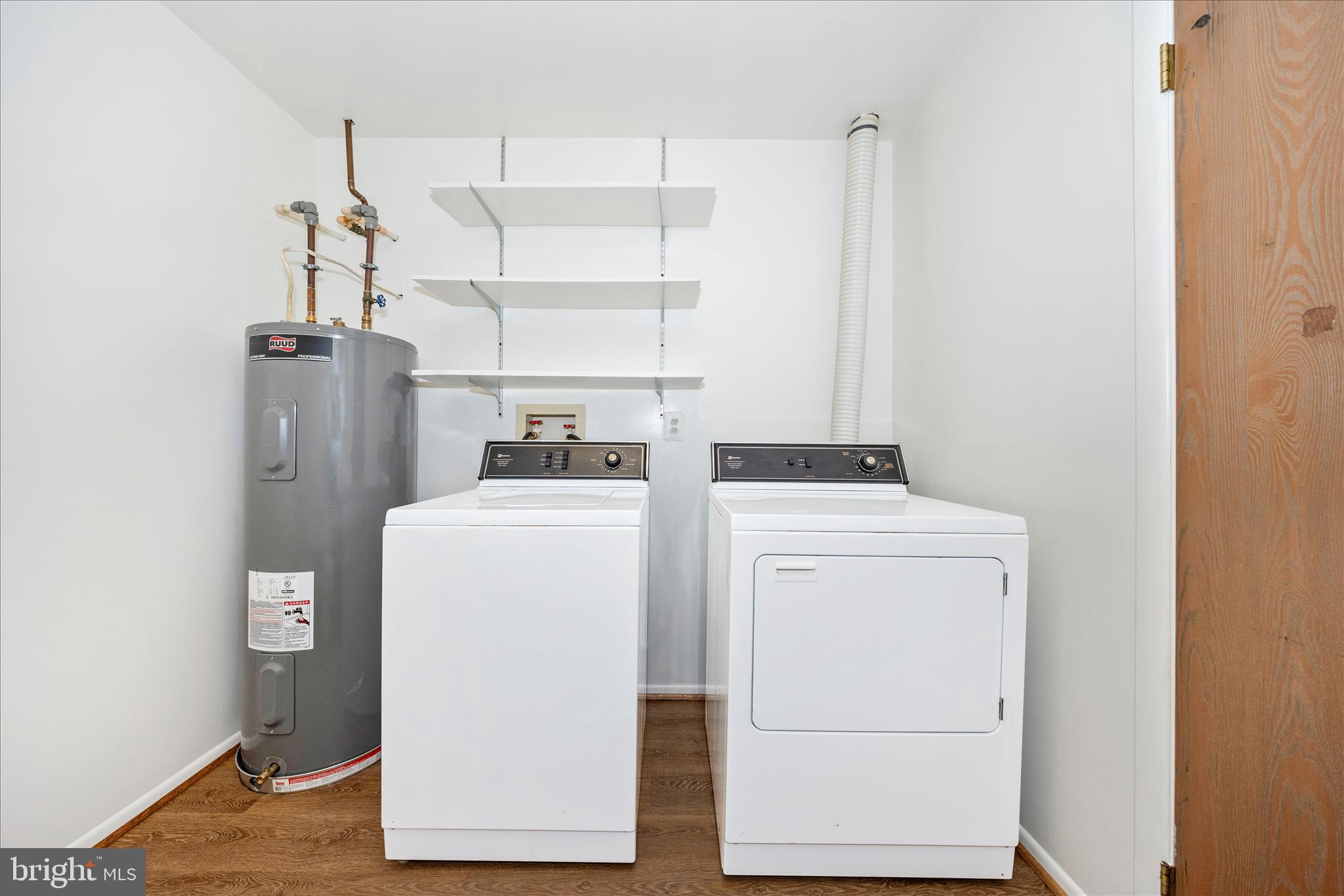 CRESTWOOD VILLAGE - Residential