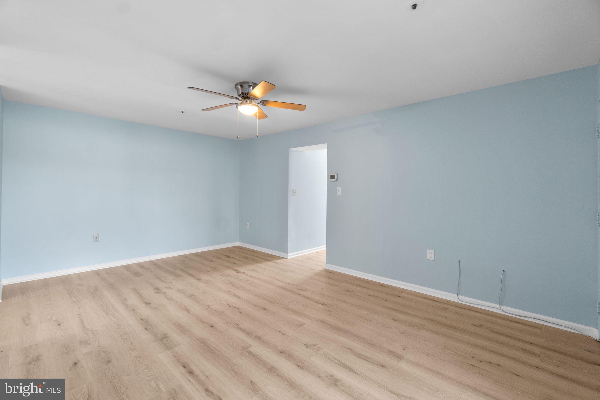 VILLAGE OF MONTGOMERY RUN - Residential Lease