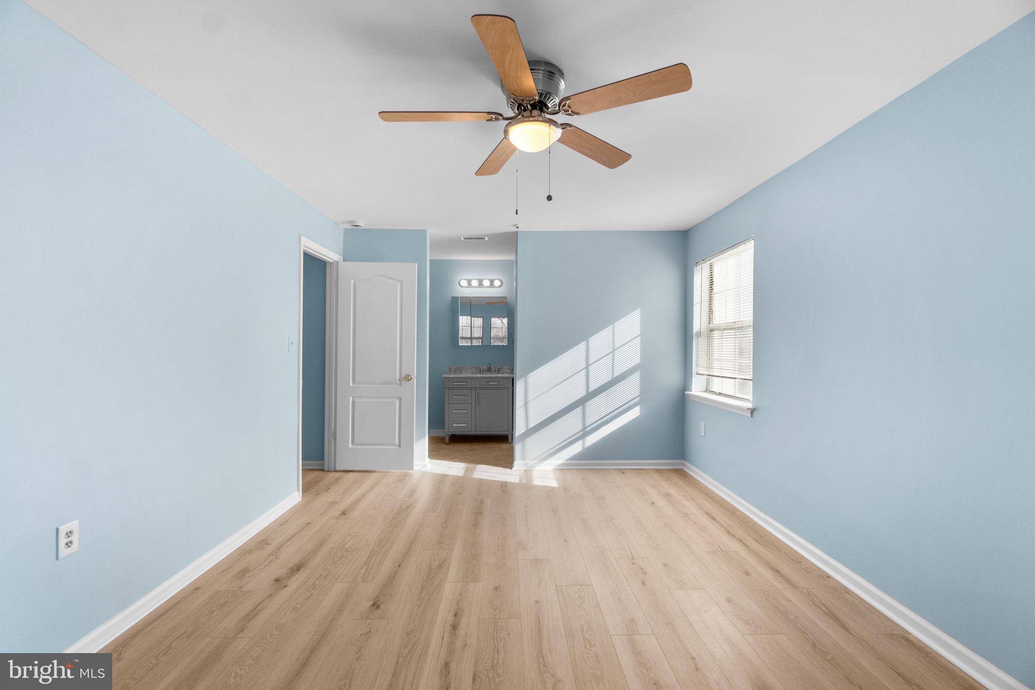 VILLAGE OF MONTGOMERY RUN - Residential Lease