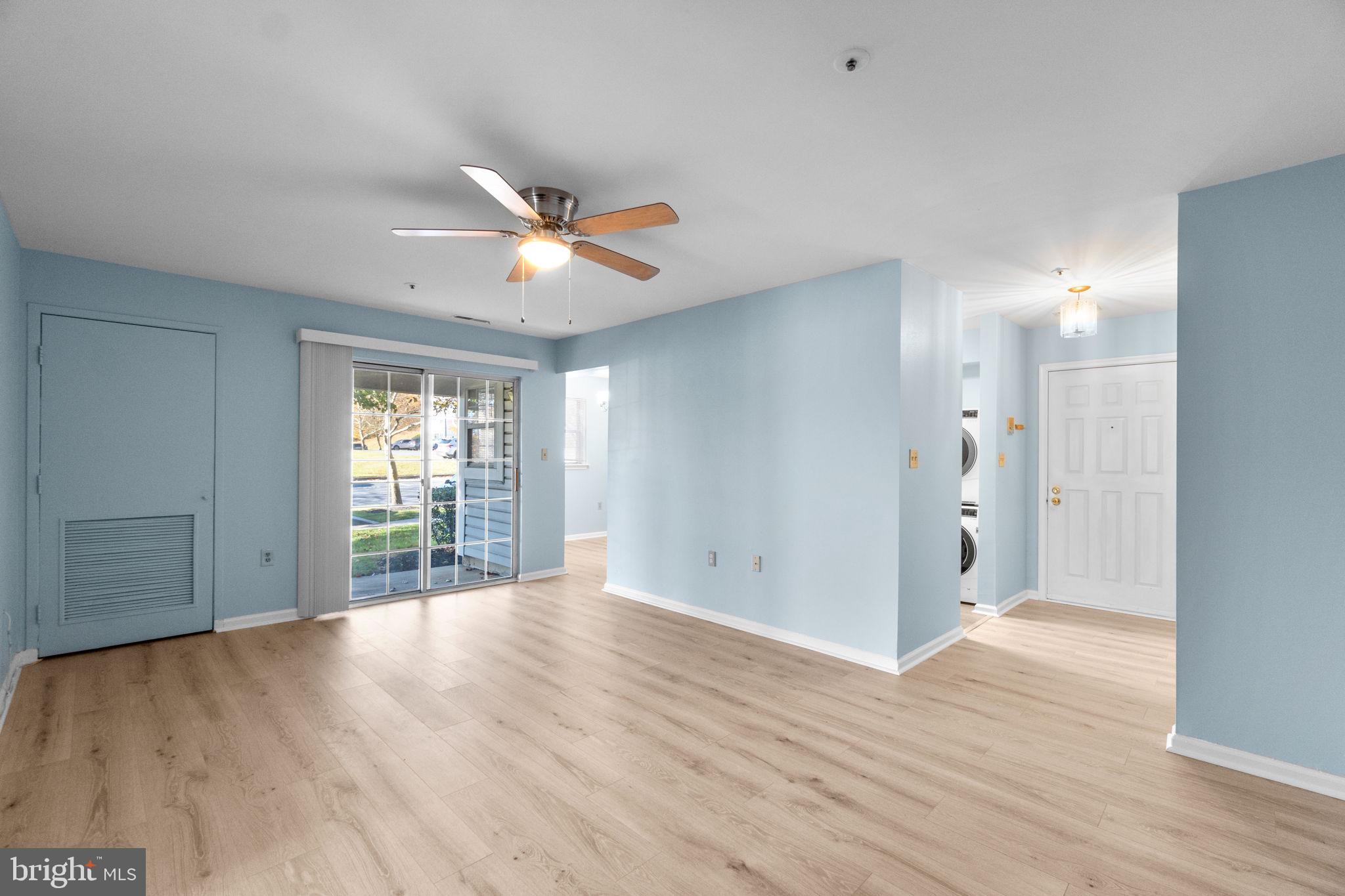 VILLAGE OF MONTGOMERY RUN - Residential Lease