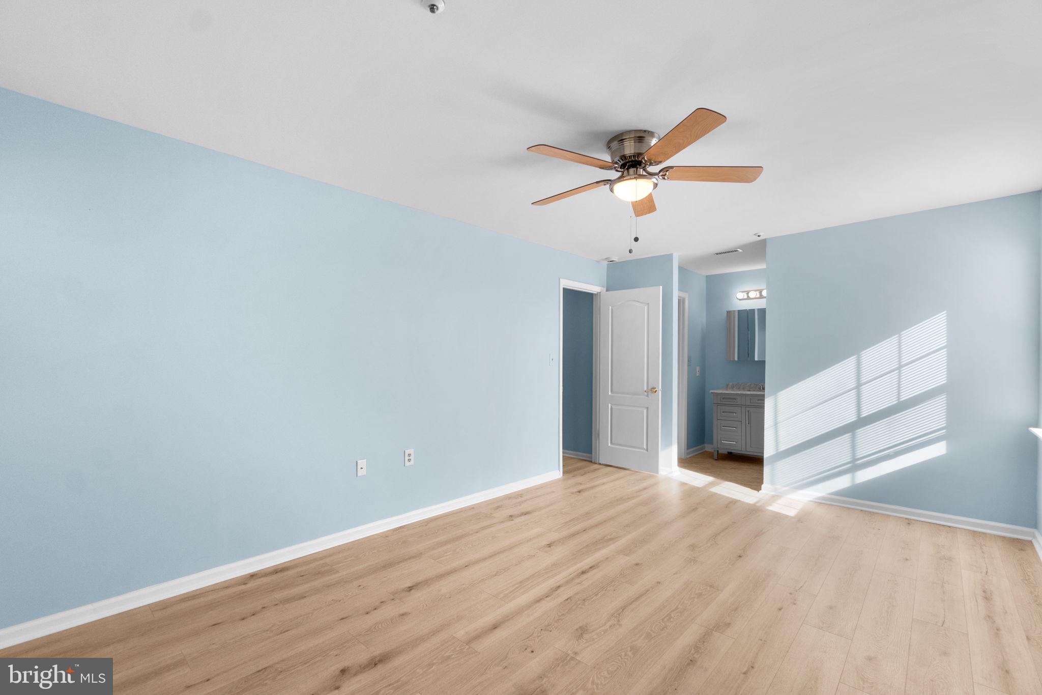 VILLAGE OF MONTGOMERY RUN - Residential Lease