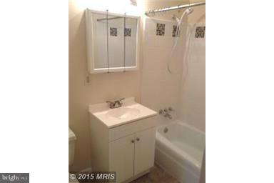 RESTON - Residential Lease