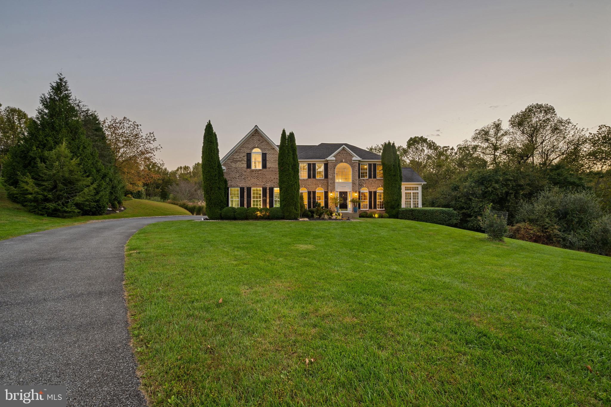 7284 LISA DRIVE