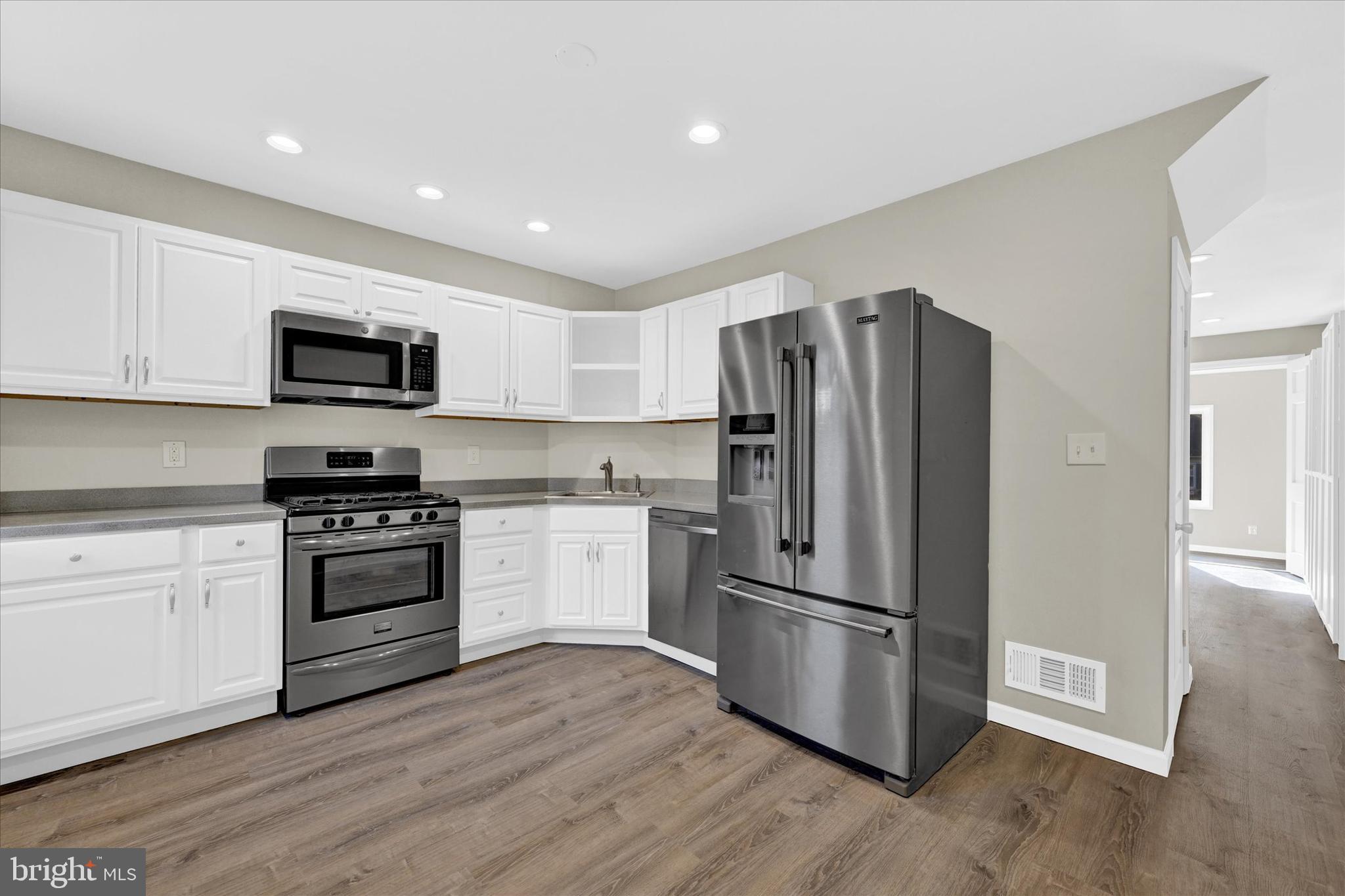 RIDGELEIGH - Residential