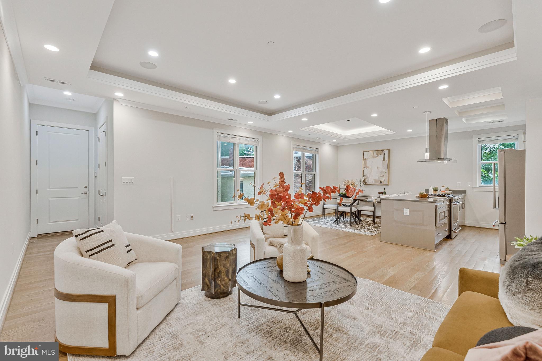 220 P STREET NW 4