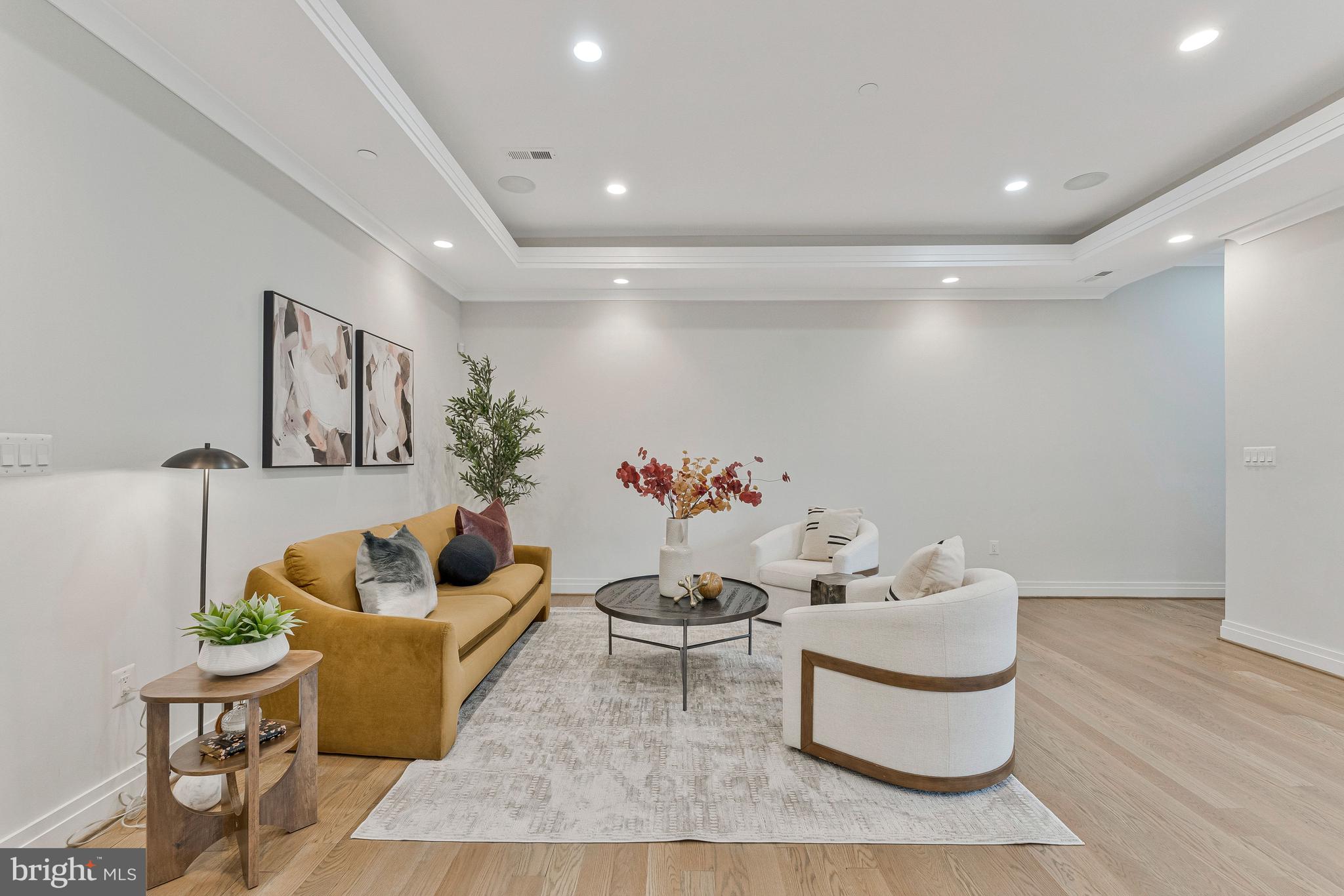 220 P STREET NW 4
