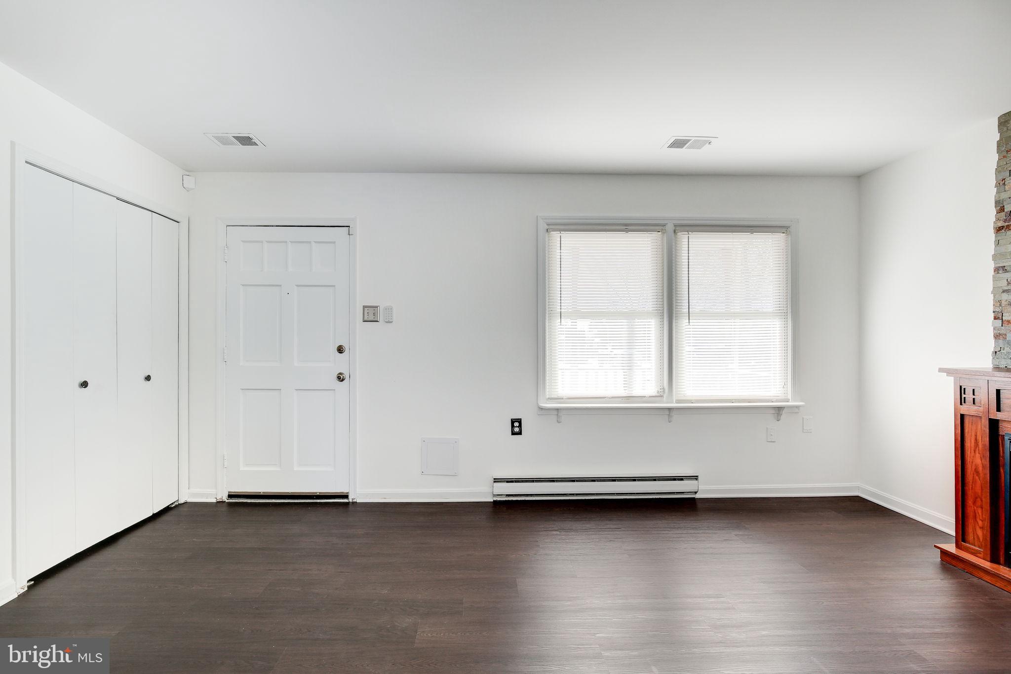 LAKEVIEW VILLAGE - Residential Lease