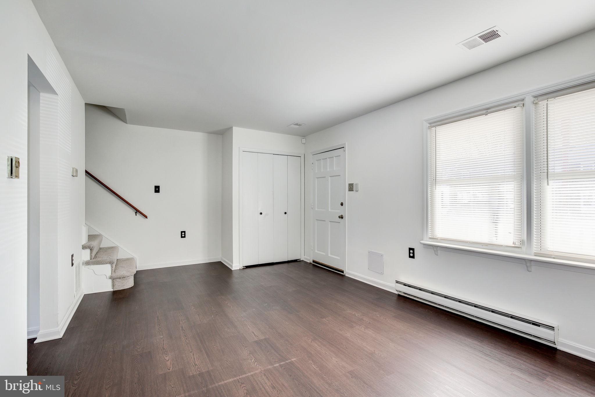 LAKEVIEW VILLAGE - Residential Lease