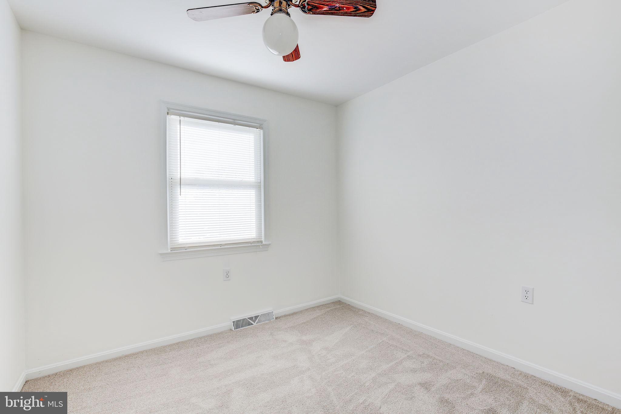 LAKEVIEW VILLAGE - Residential Lease