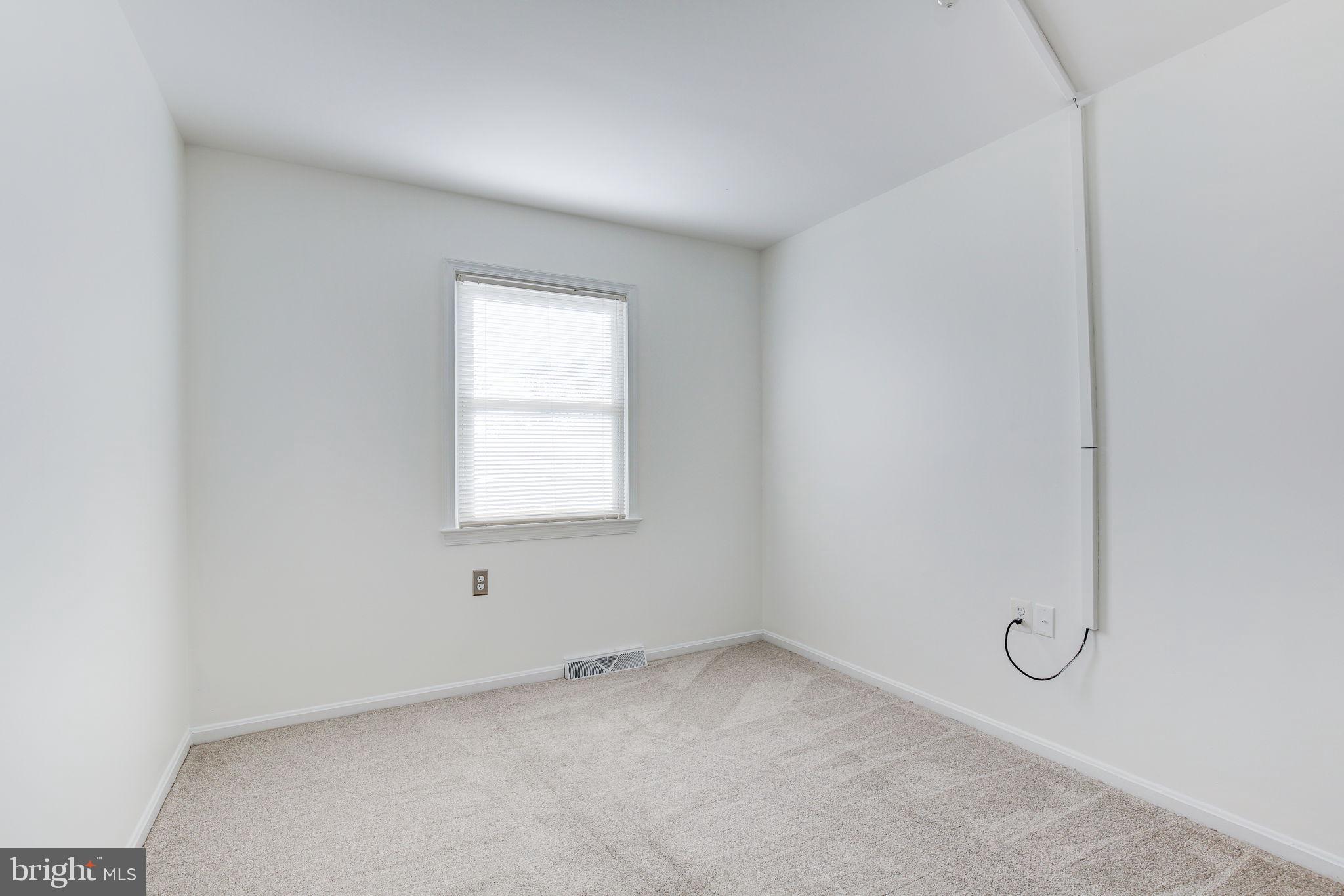 LAKEVIEW VILLAGE - Residential Lease