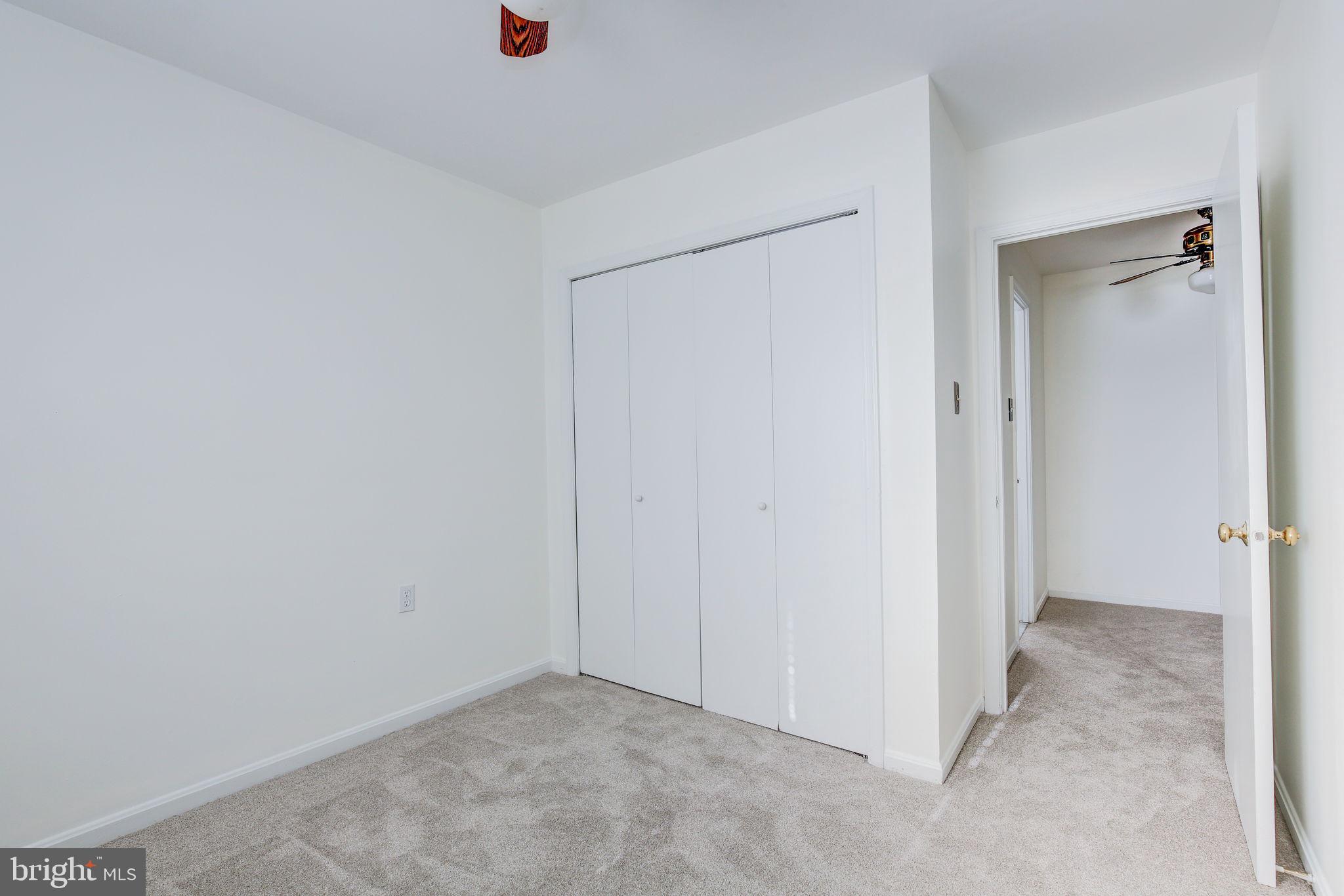 LAKEVIEW VILLAGE - Residential Lease