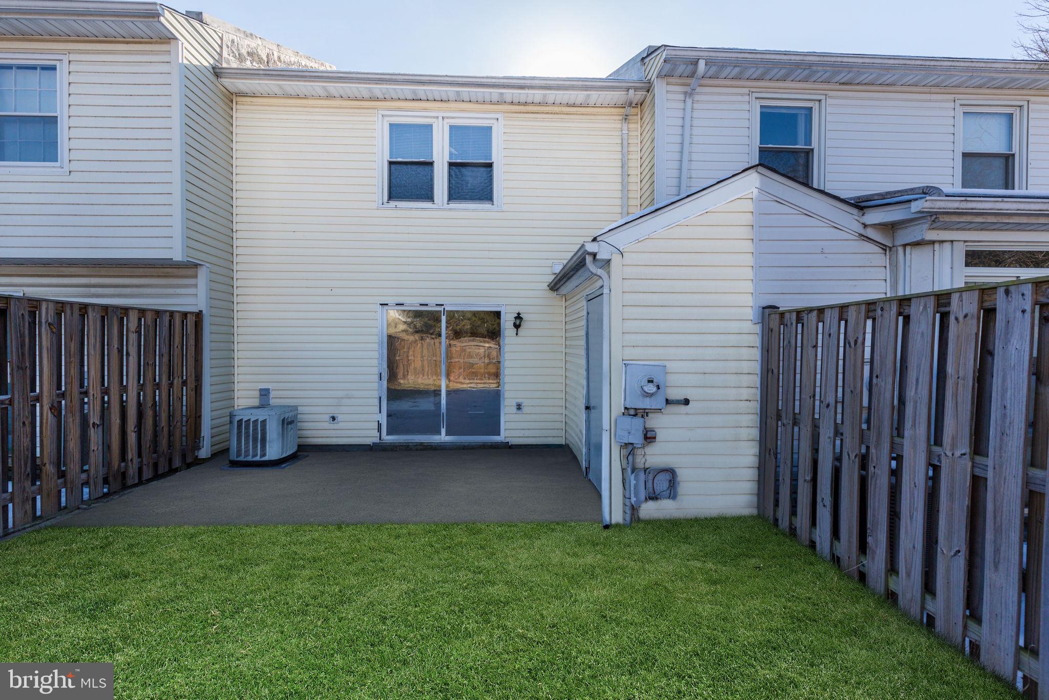 LAKEVIEW VILLAGE - Residential Lease