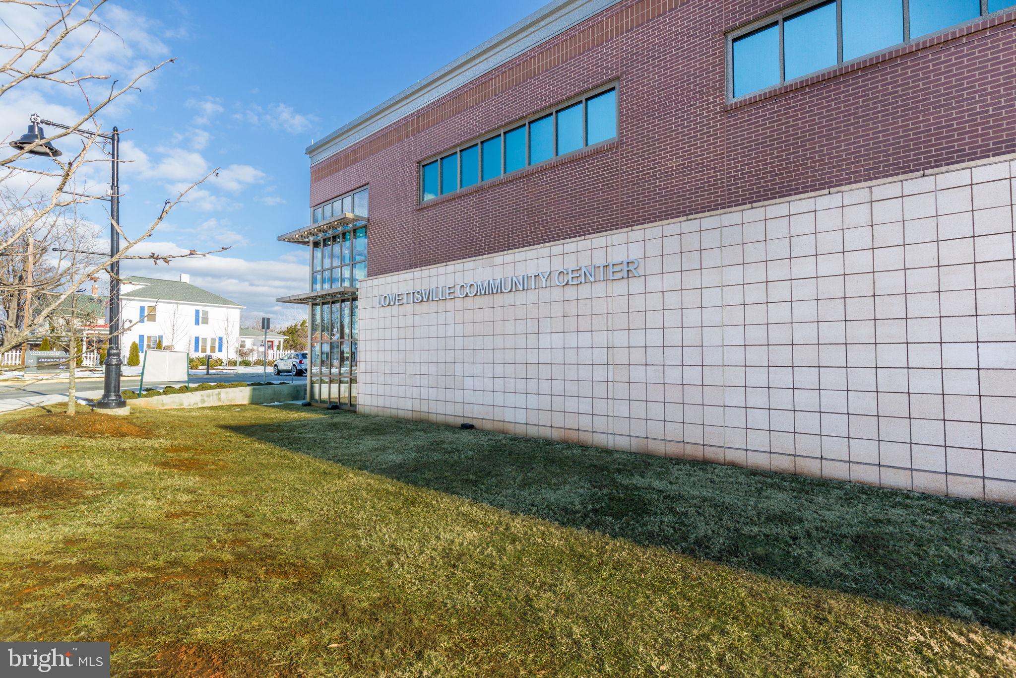 LAKEVIEW VILLAGE - Residential Lease