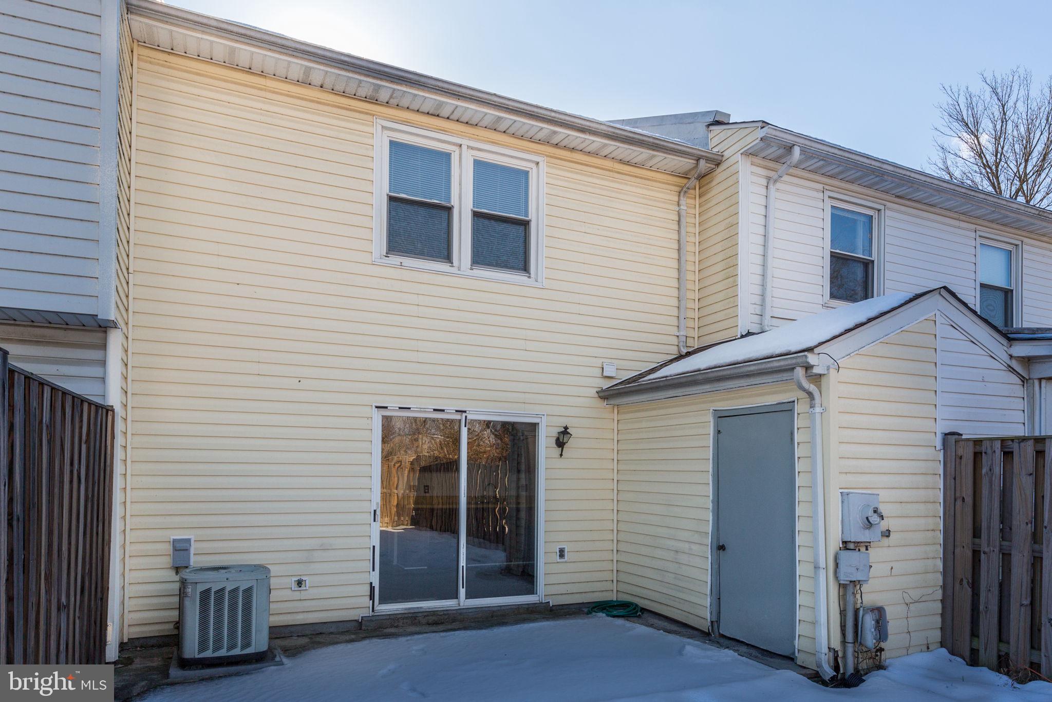 LAKEVIEW VILLAGE - Residential Lease