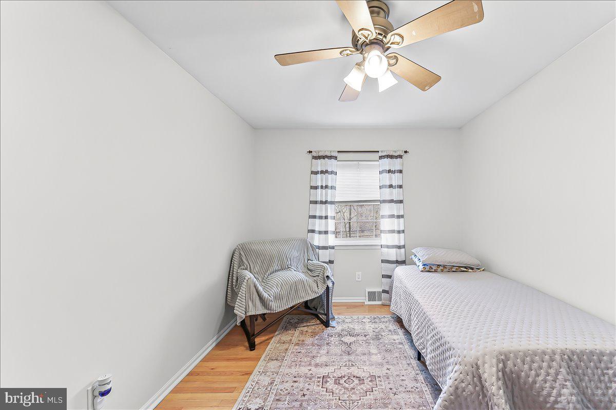 WESTON VILLAGE - Residential