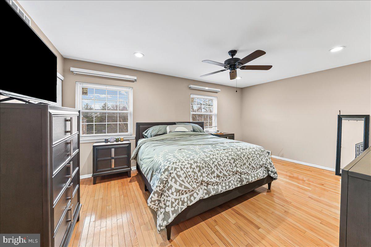 WESTON VILLAGE - Residential