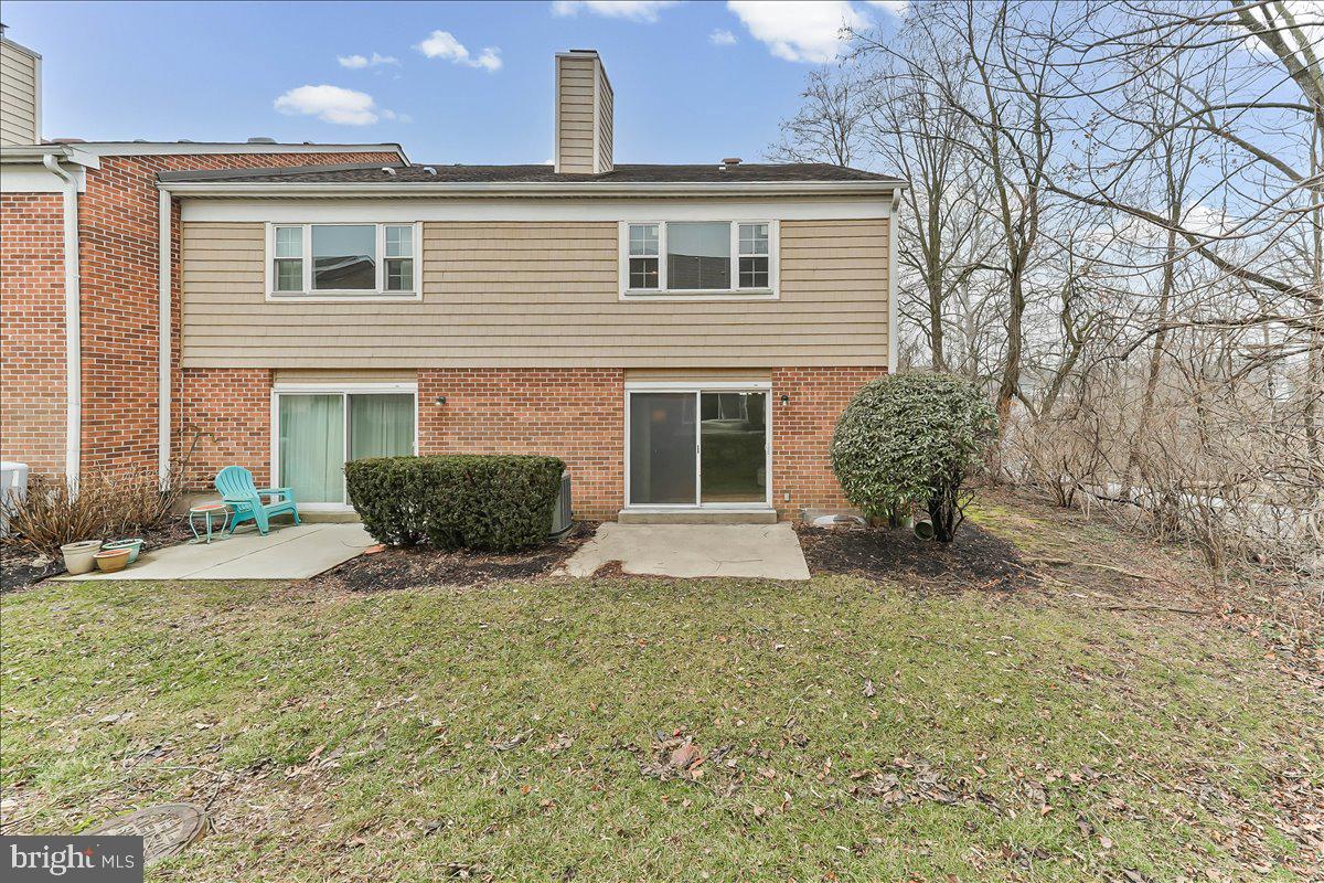 WESTON VILLAGE - Residential