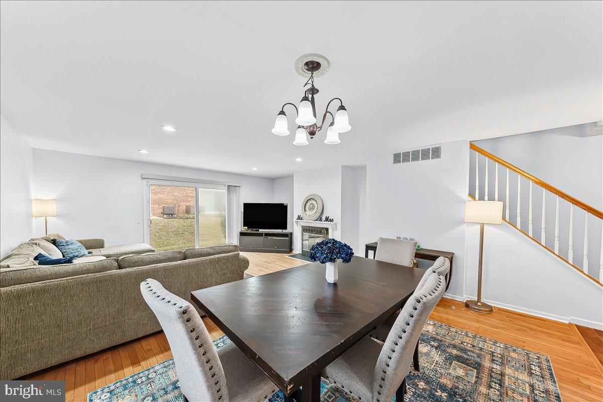 WESTON VILLAGE - Residential