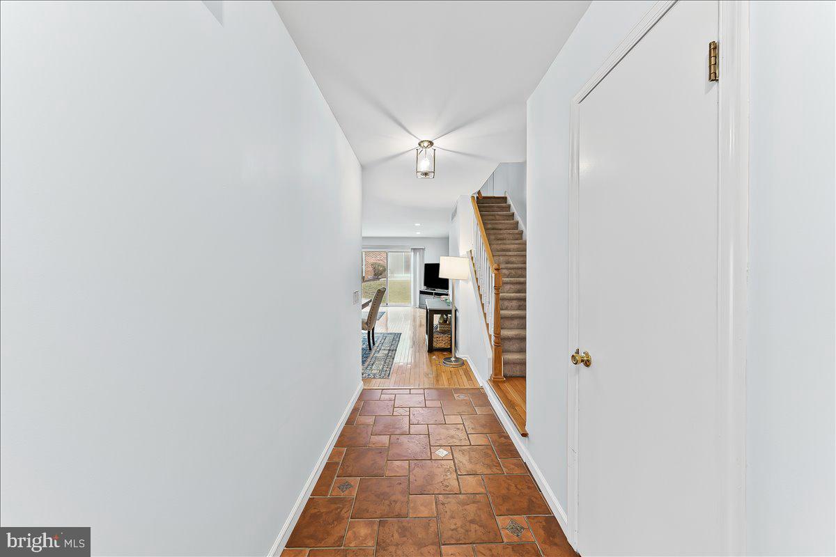 WESTON VILLAGE - Residential