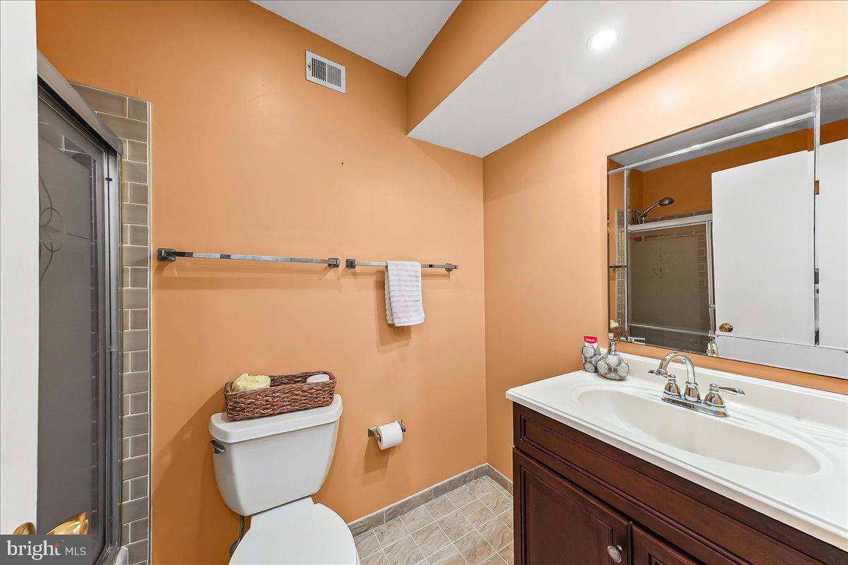 WESTON VILLAGE - Residential