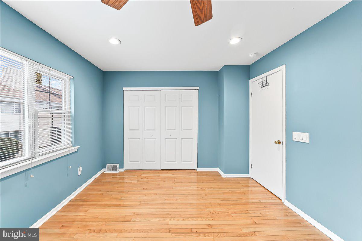 WESTON VILLAGE - Residential