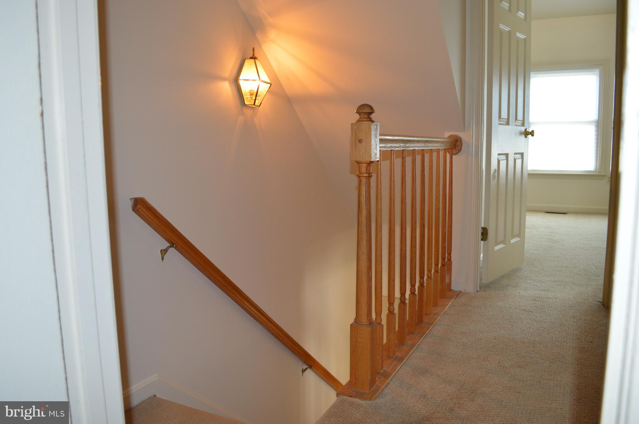 ROUNDHOUSE SQUARE - Residential Lease