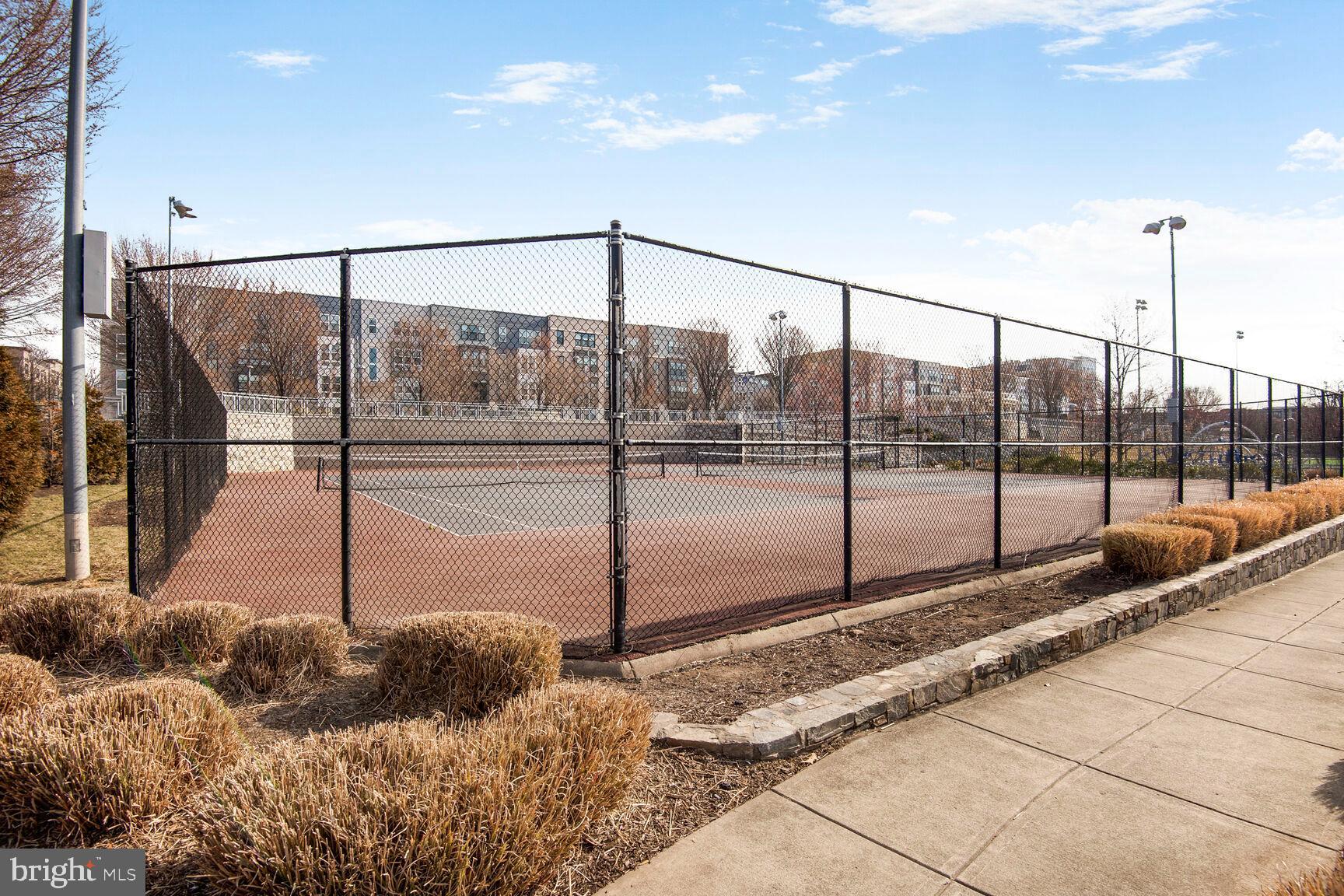 COPPERMINE CROSSING - Residential