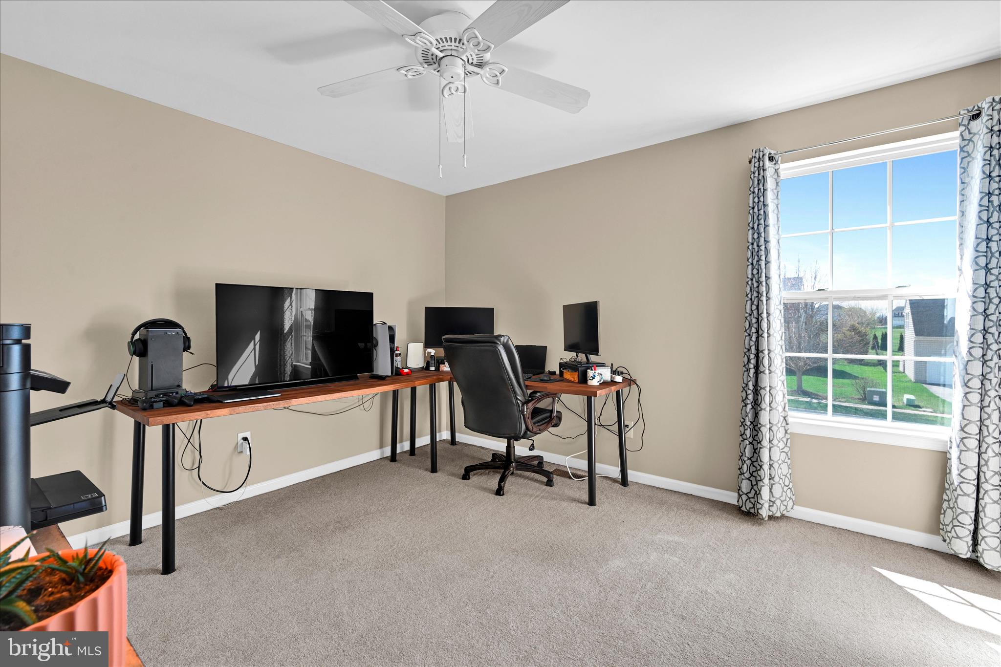 OAKCREST - Residential