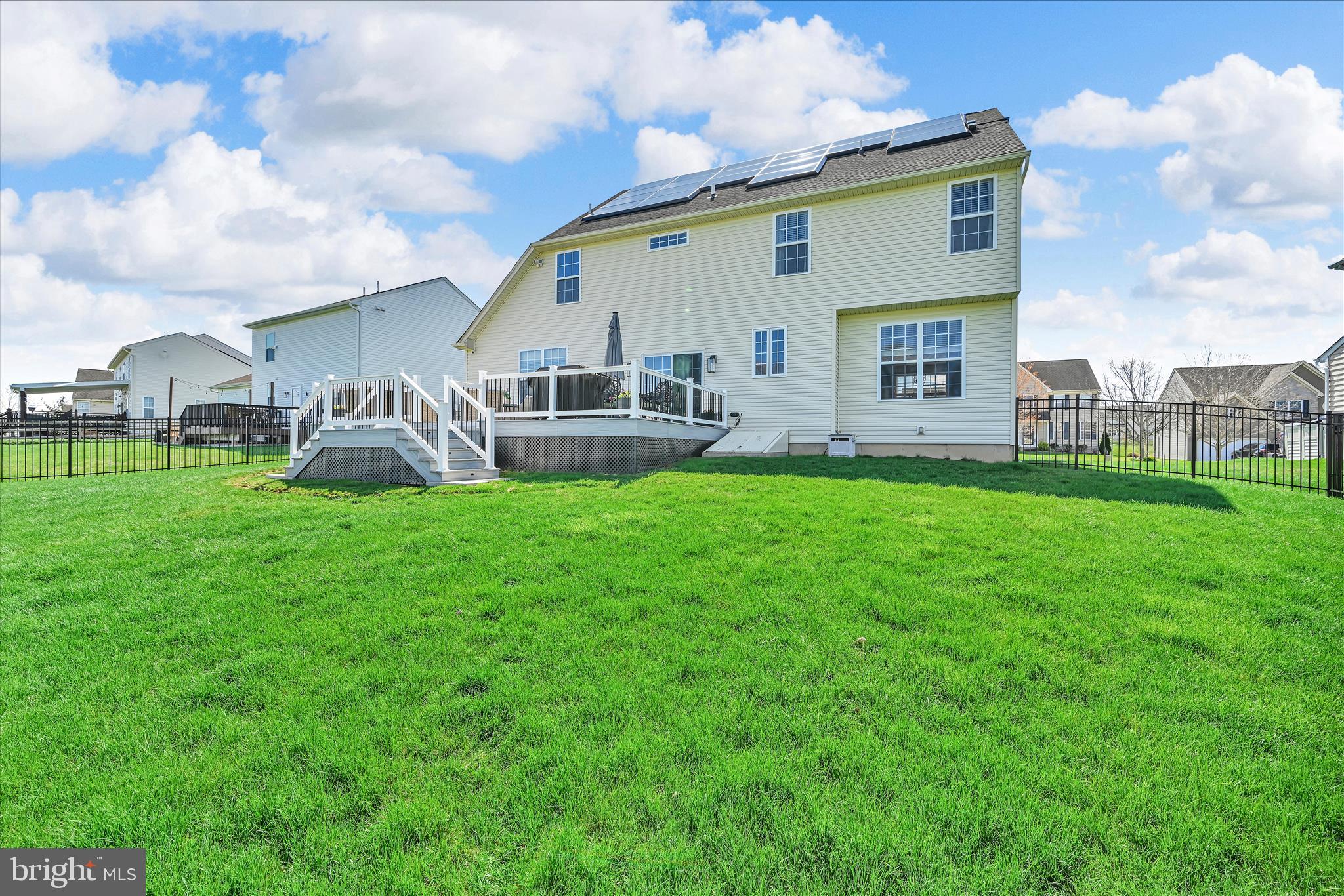 OAKCREST - Residential