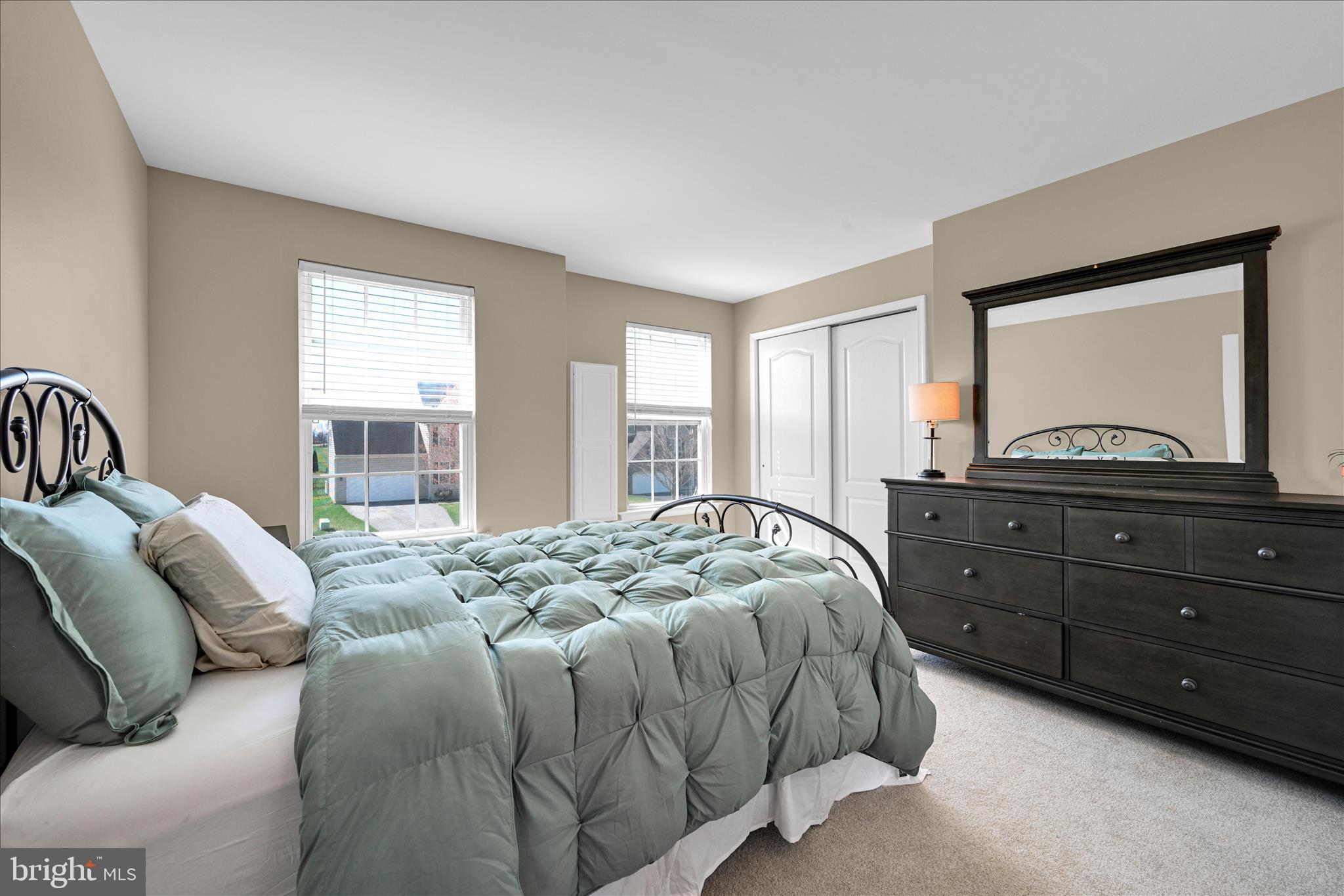 OAKCREST - Residential