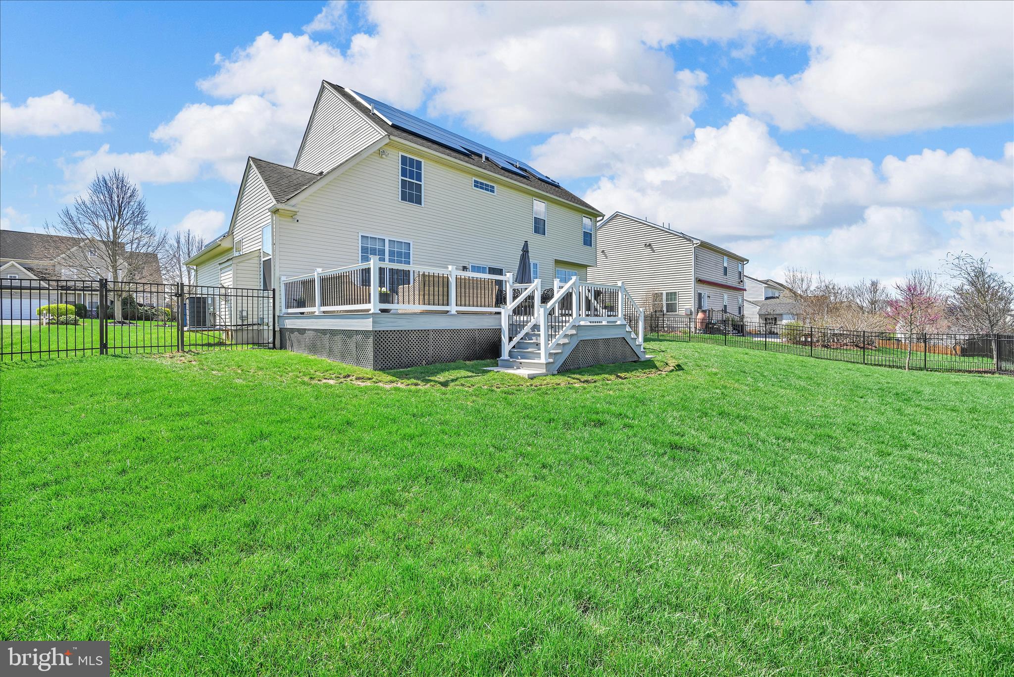 OAKCREST - Residential