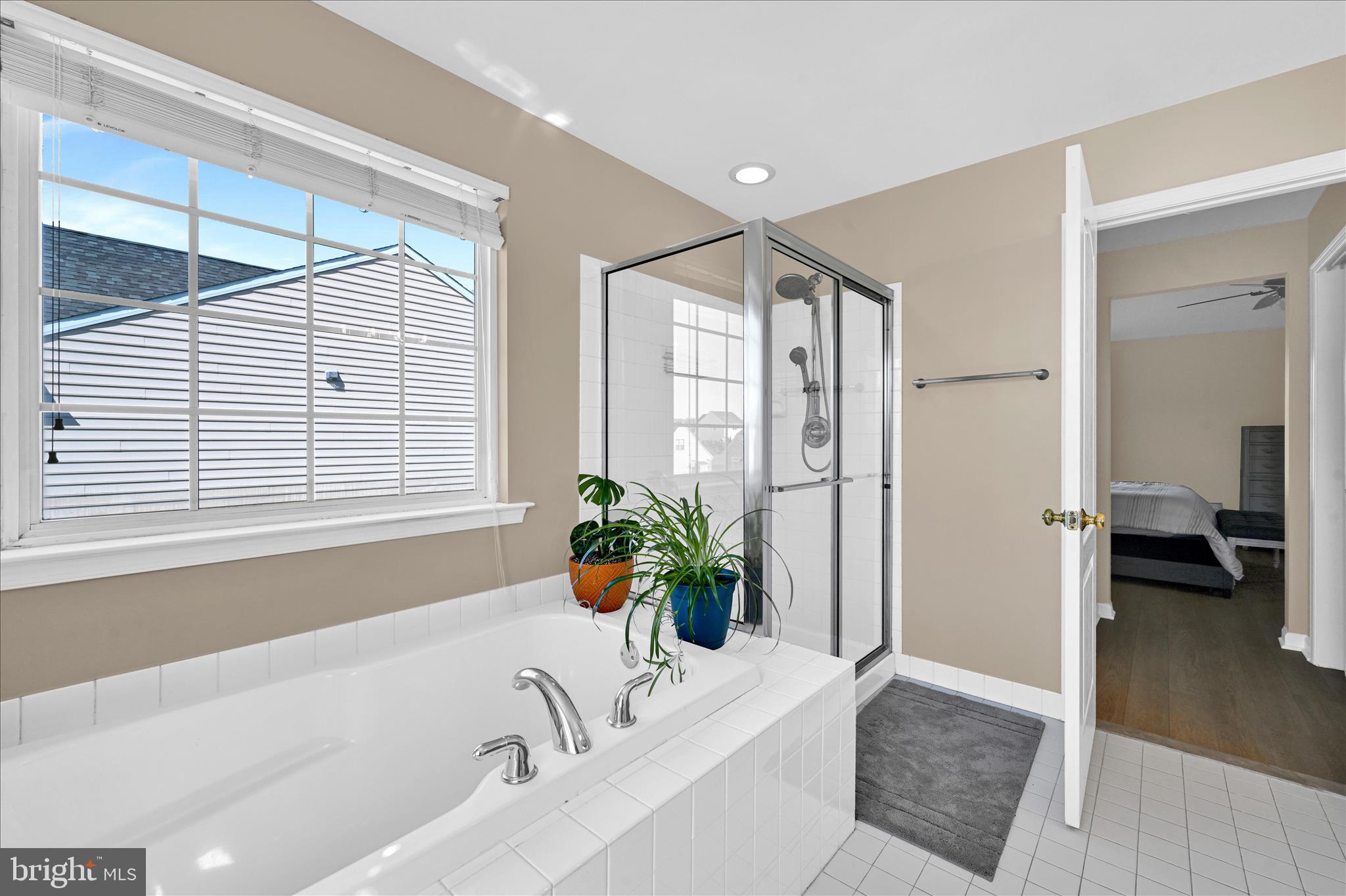 OAKCREST - Residential