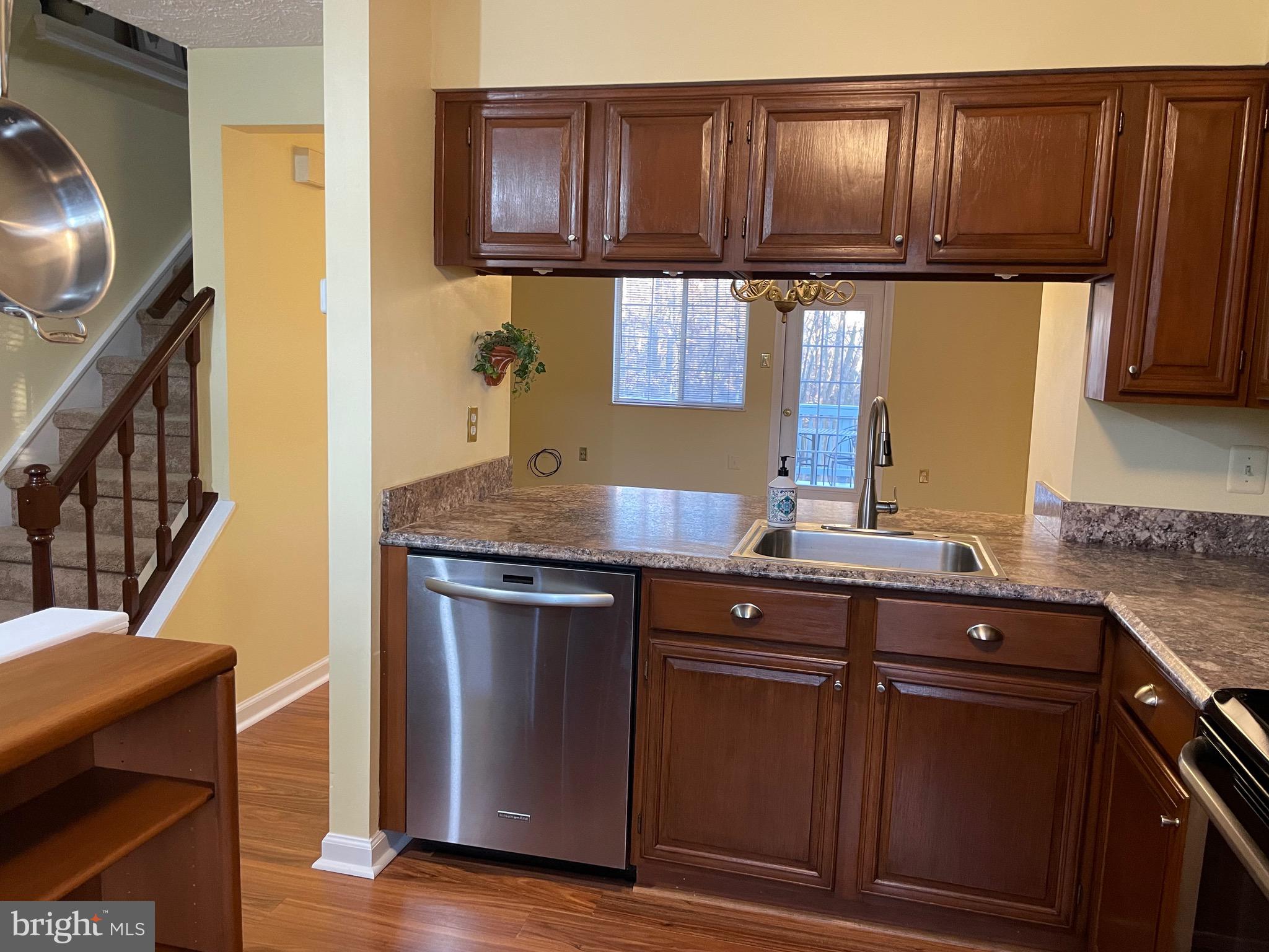 LITTLE ROCKY RUN - Residential Lease