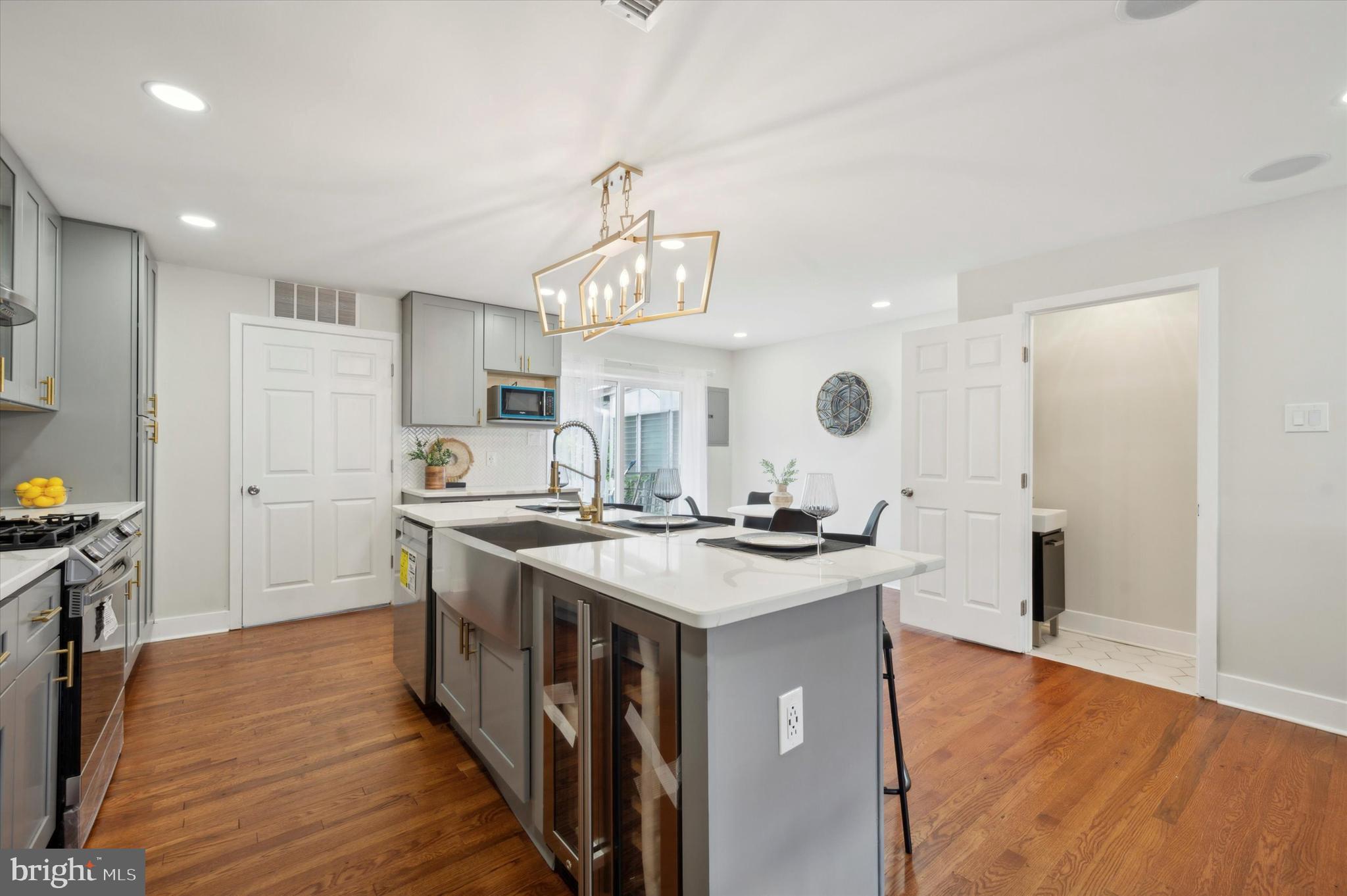 YORKTOWN - Residential Lease