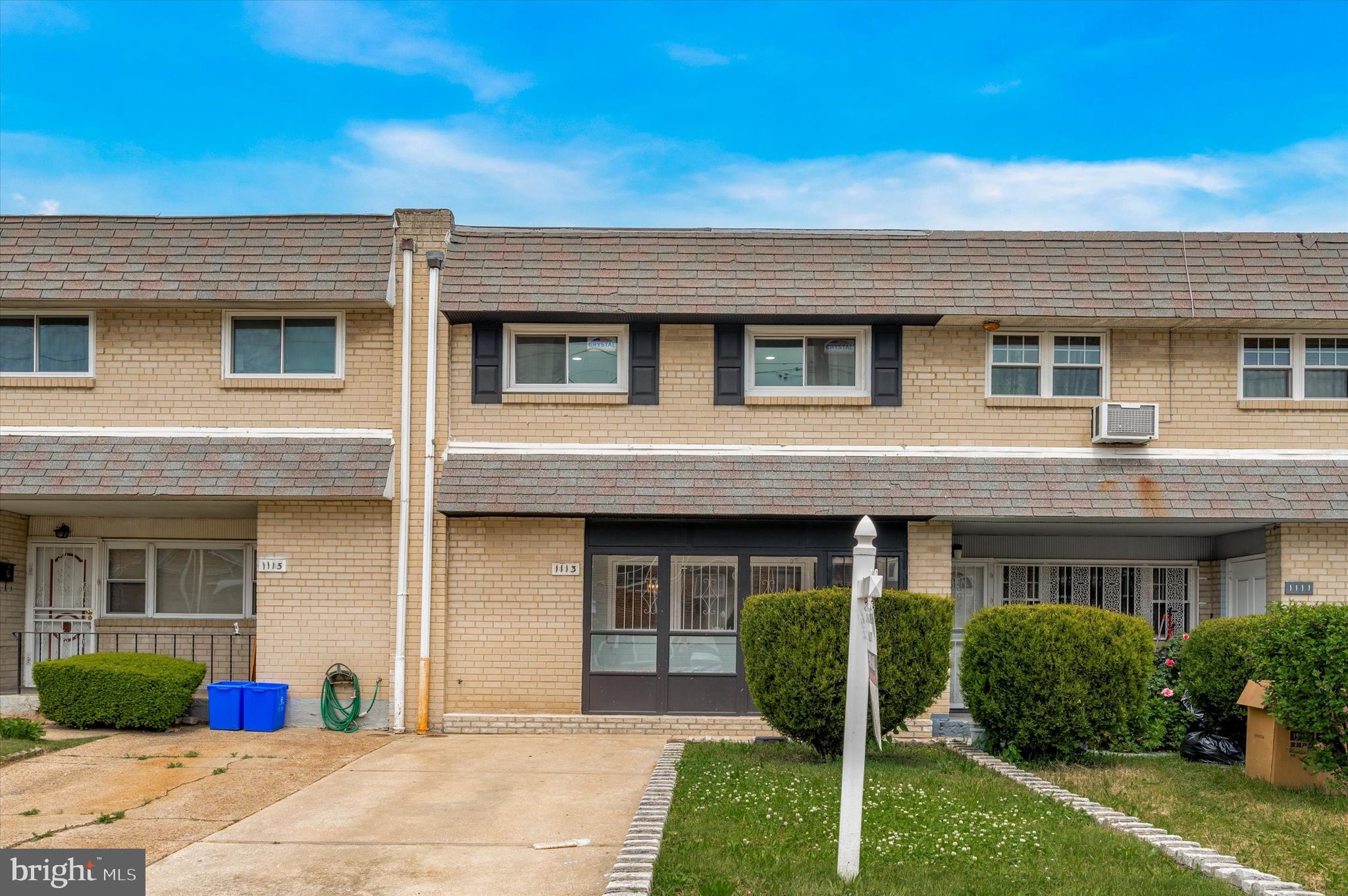 YORKTOWN - Residential Lease