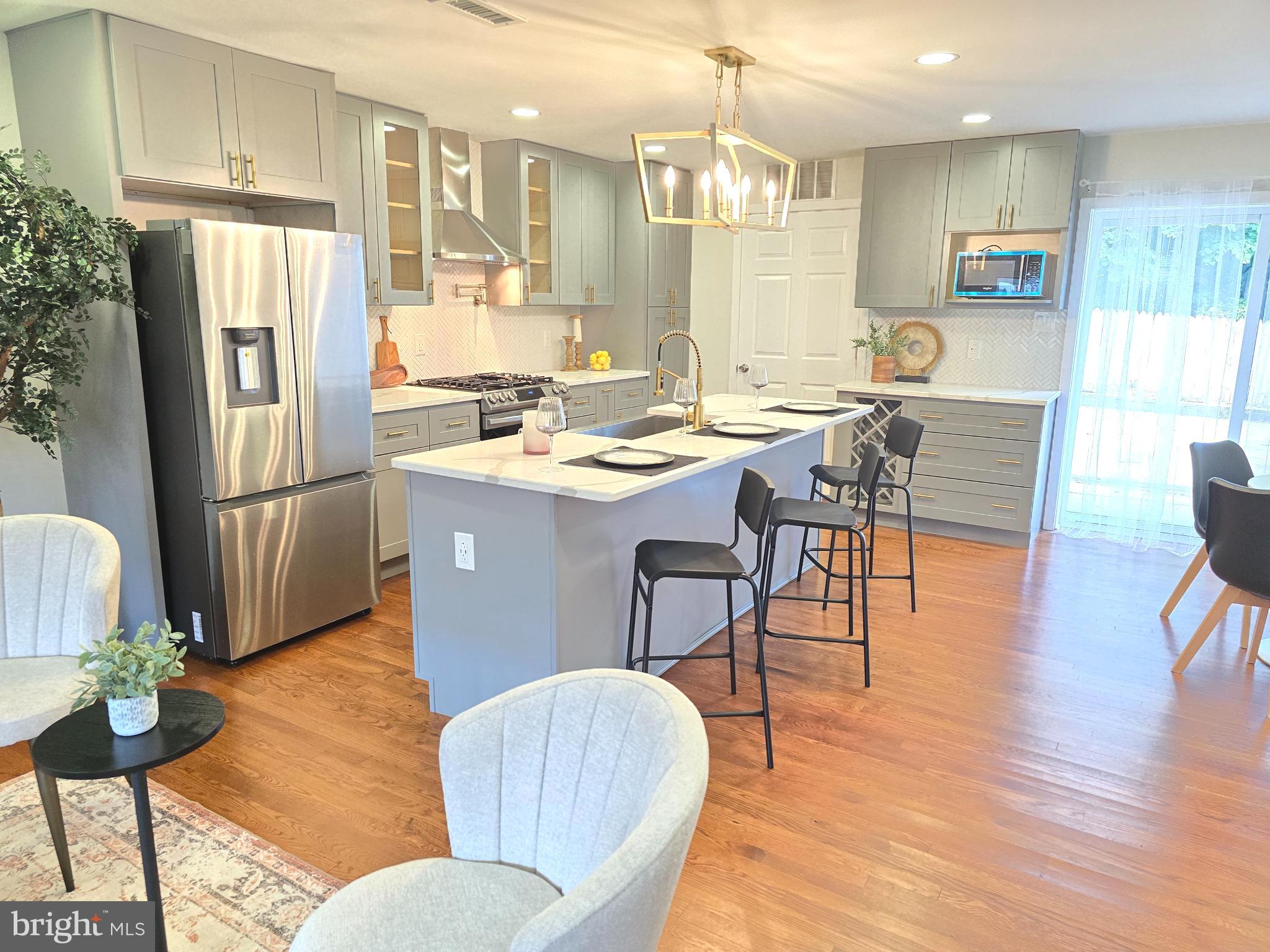 YORKTOWN - Residential Lease