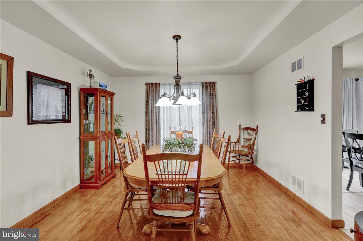 HUNTERS RUN - Residential