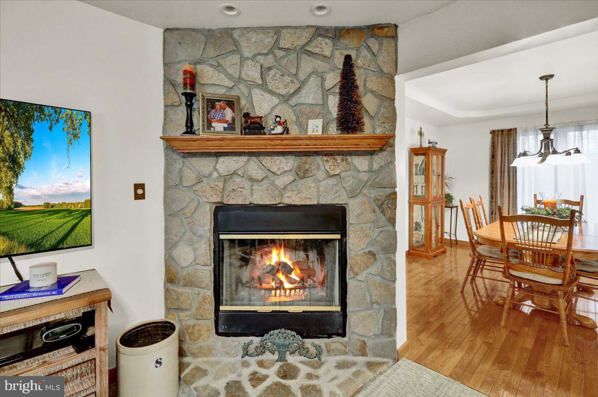 HUNTERS RUN - Residential